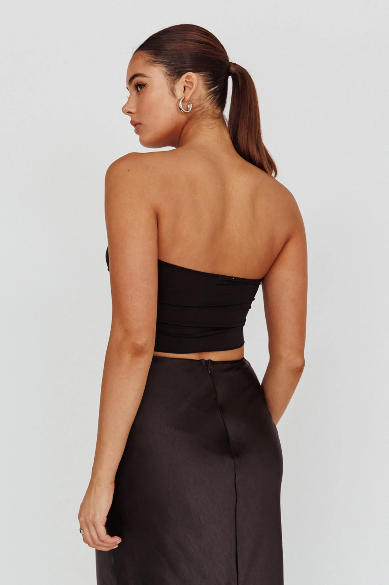 Lulu Strapless Crop Top Black - Image 2