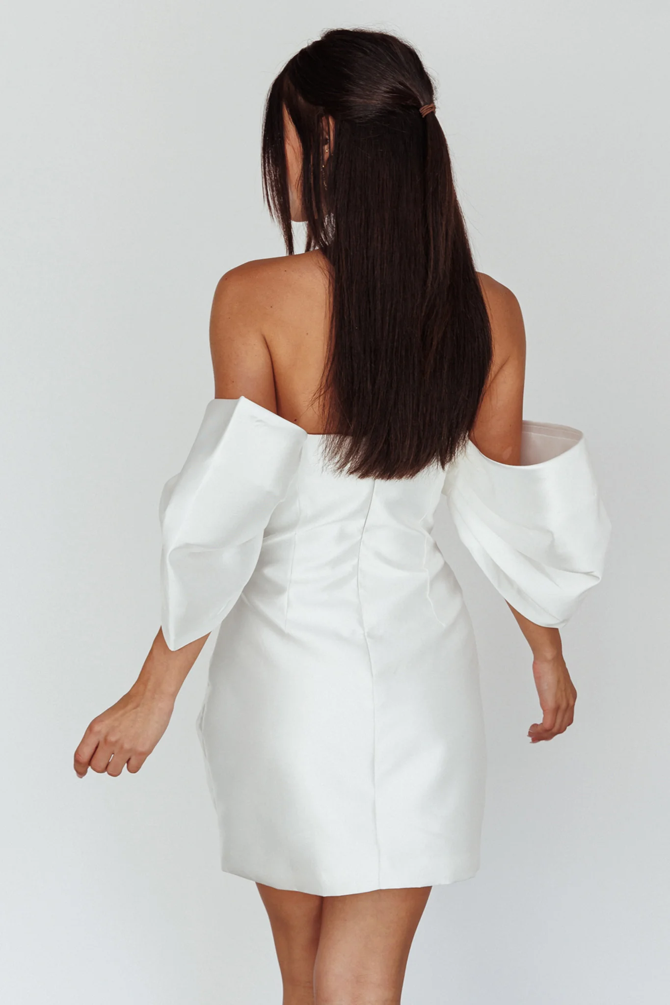 Magnolia Off-Shoulder Mini Dress White - Image 2