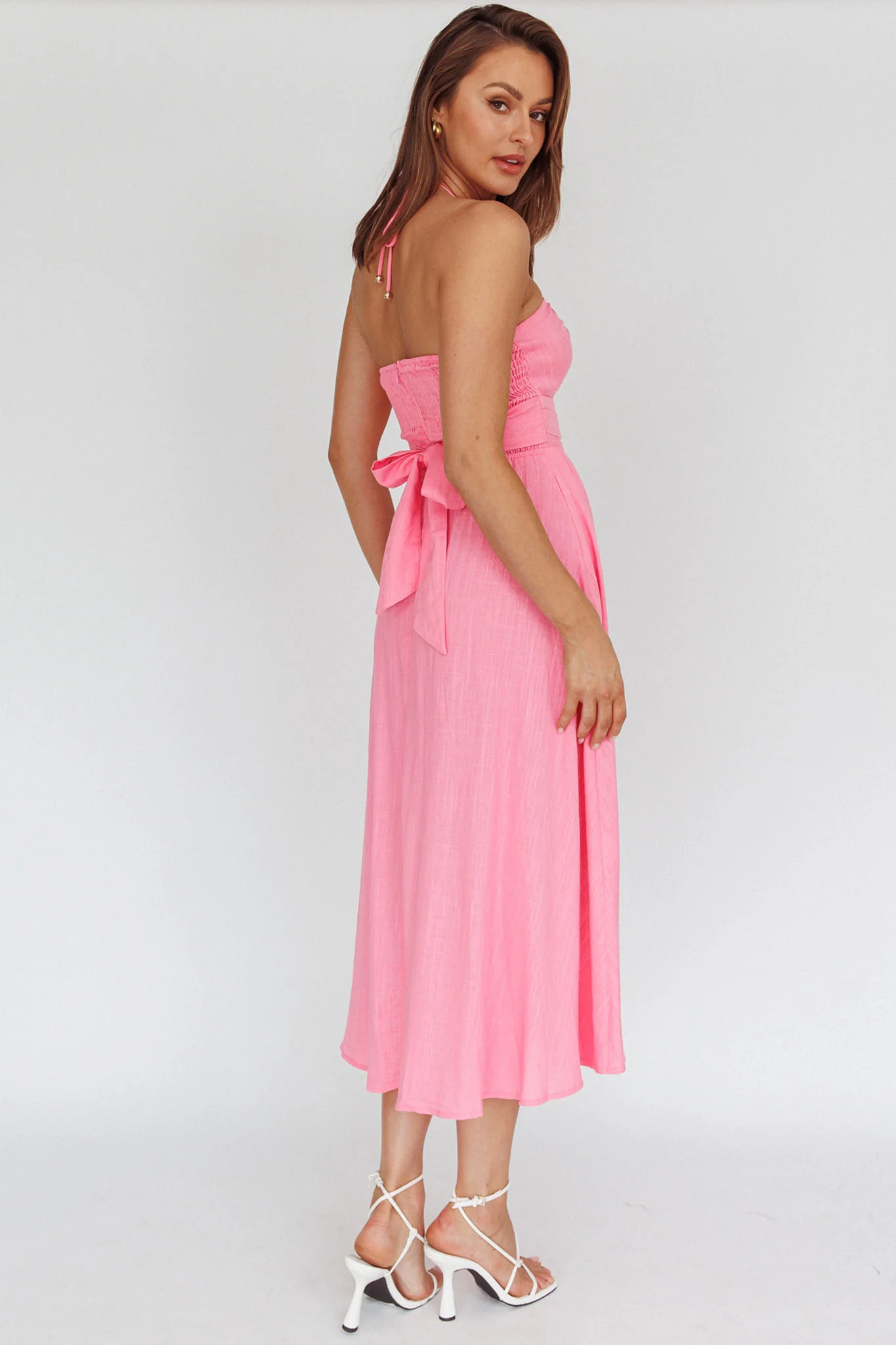 Maravilhosa Keyhole Halter Midi Dress Pink - Image 2