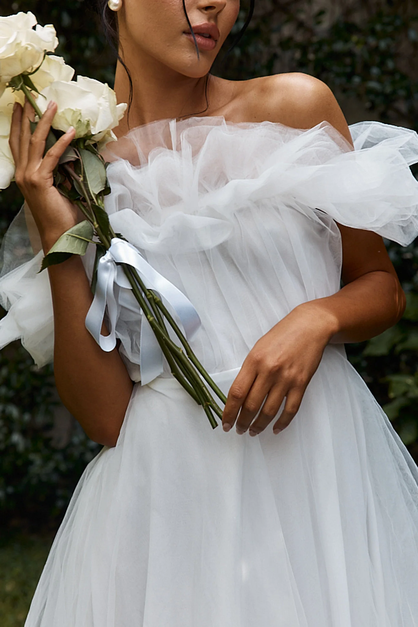 May Rose Off-Shoulder Tulle Midi Dress Off White - Image 5