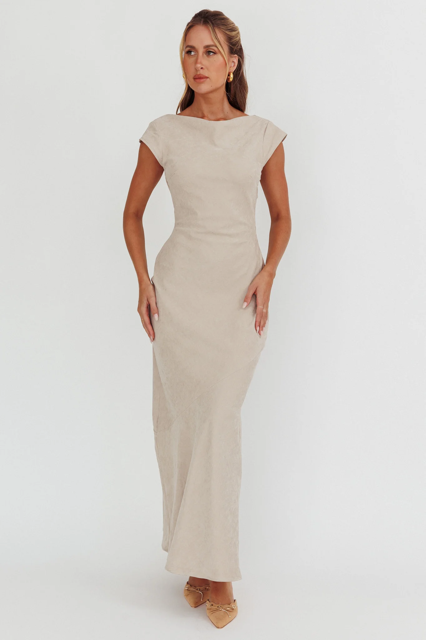 Maysa Cowl Back Maxi Dress Mushroom - Image 5