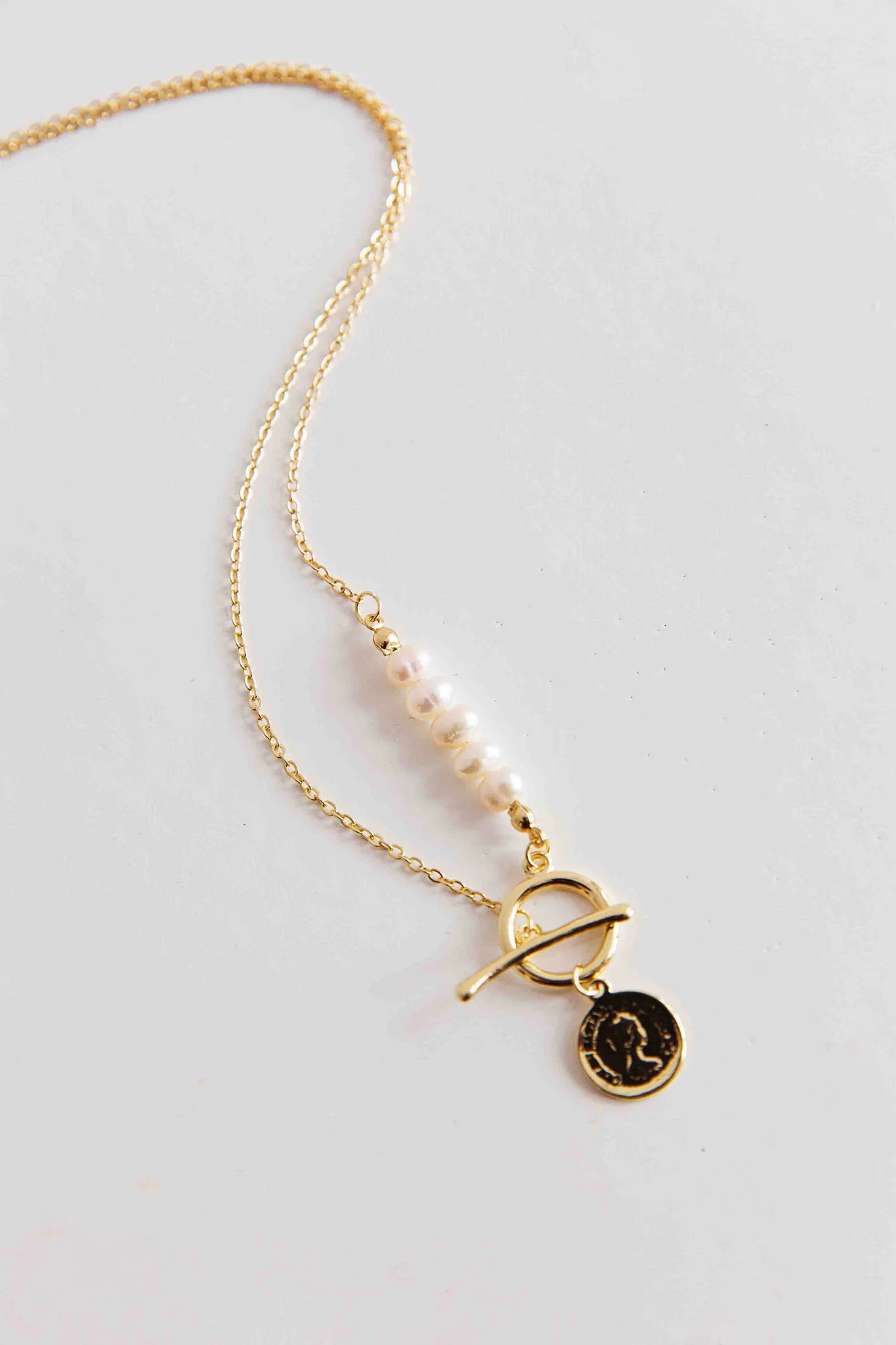 Meliza Pearl & Coin Necklace Gold - Image 3