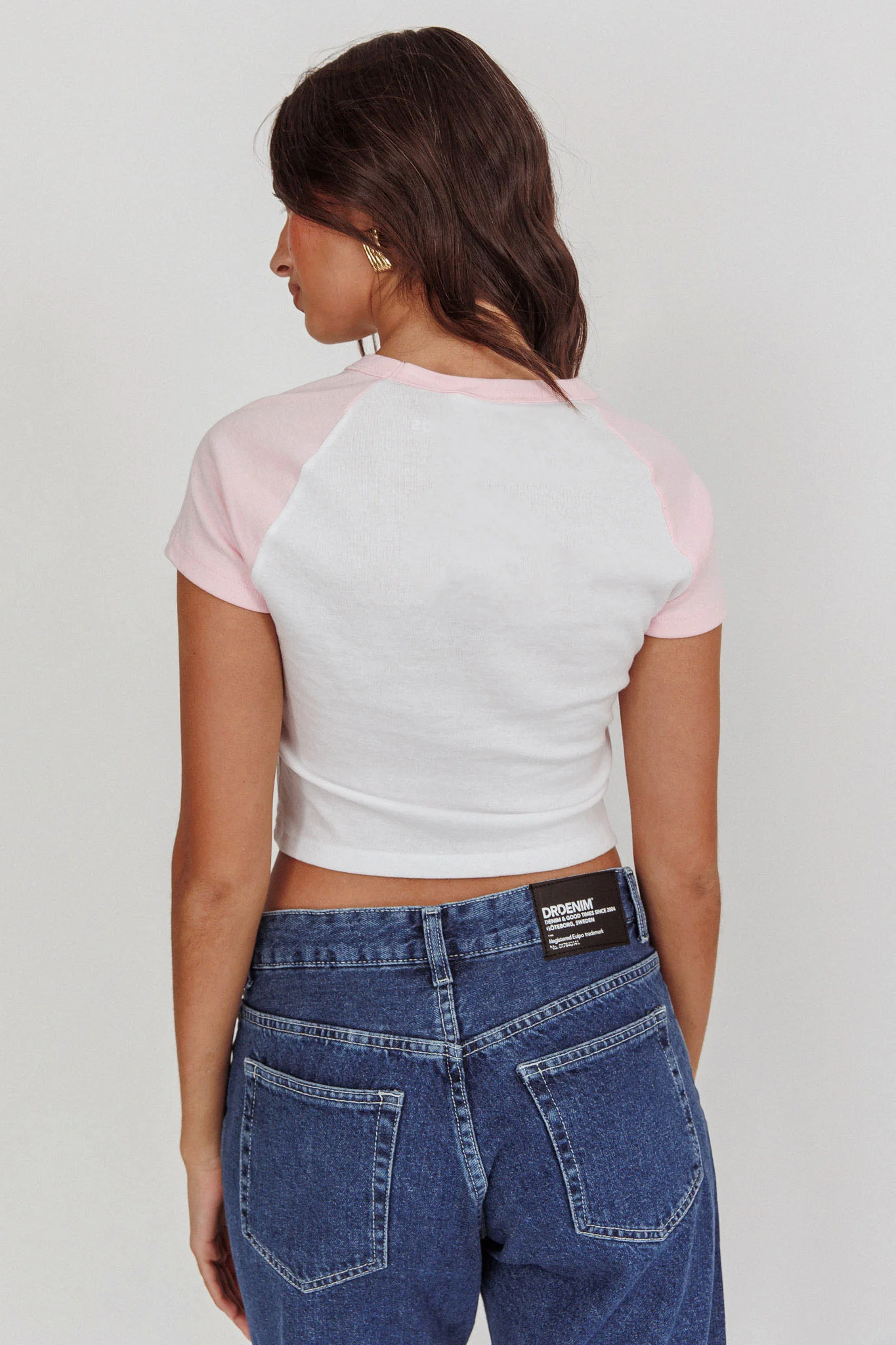 Melting Hearts Bow Raglan Tee White/Pink - Image 2