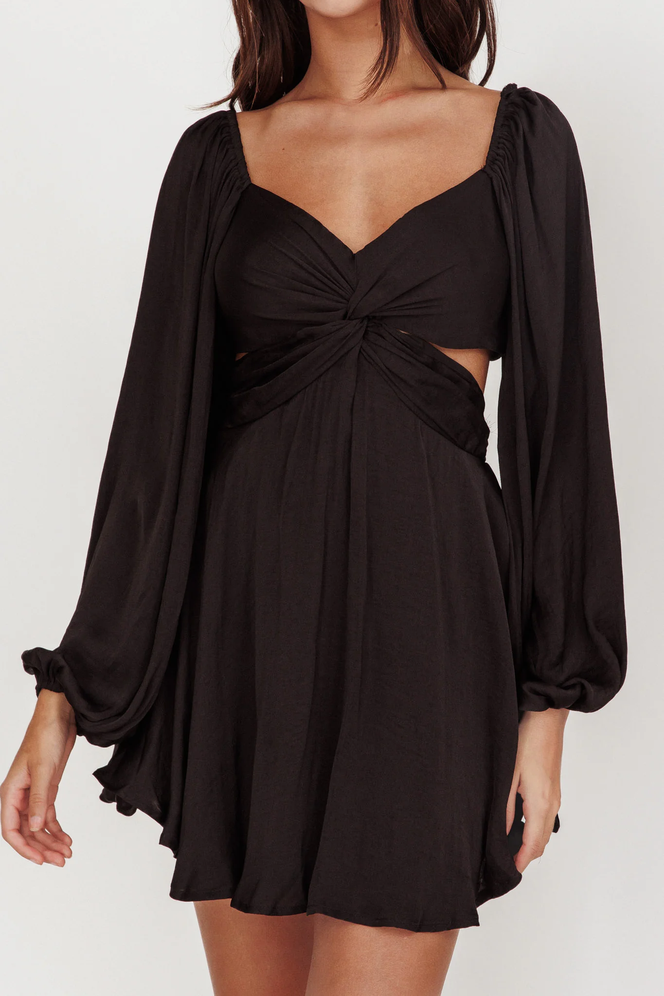 Miraya Balloon Sleeve Twist Mini Dress Black - Image 4