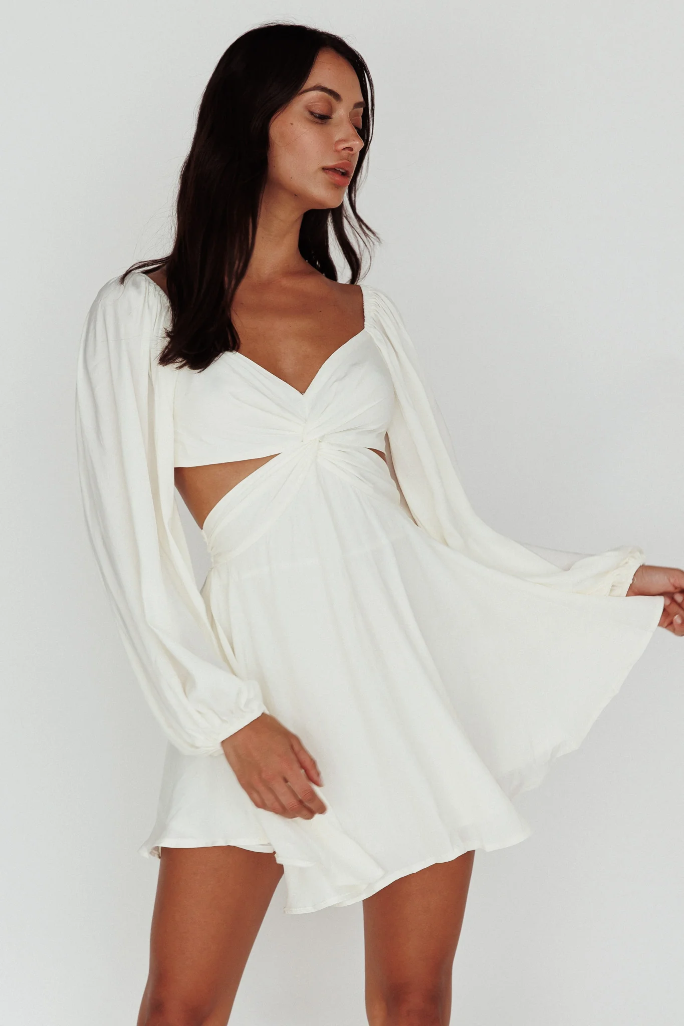 Miraya Balloon Sleeve Twist Mini Dress White - Image 4