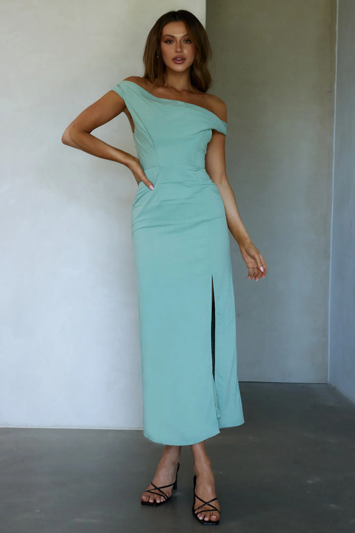 Miriam On-Off Shoulder Midi Dress Pistachio - Image 2