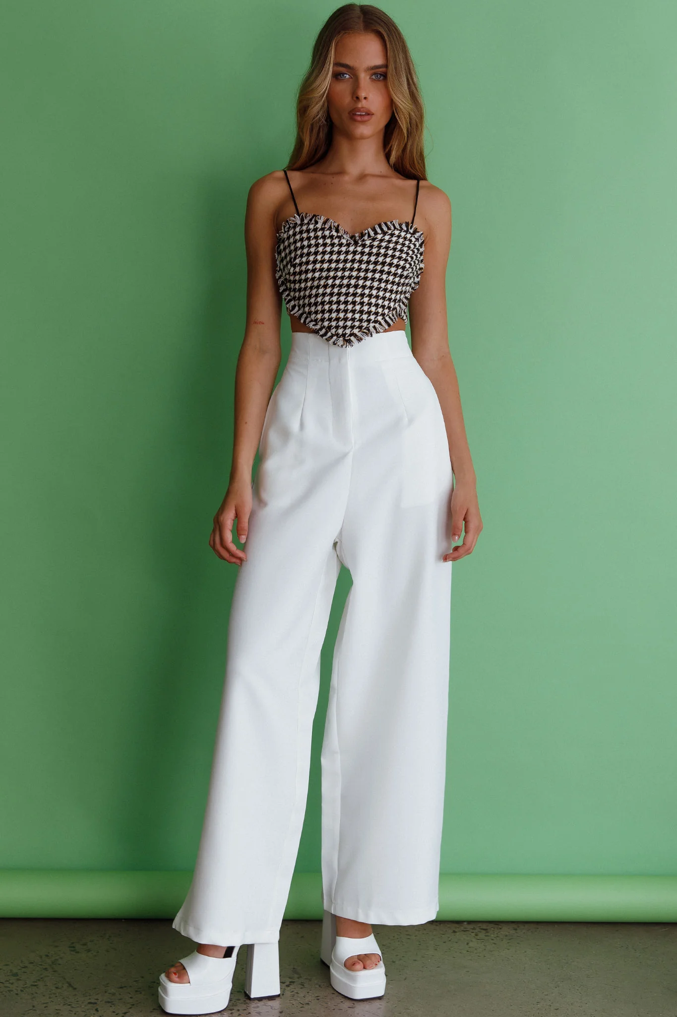 Miss Fine Heart Crop Top Houndstooth Black - Image 8