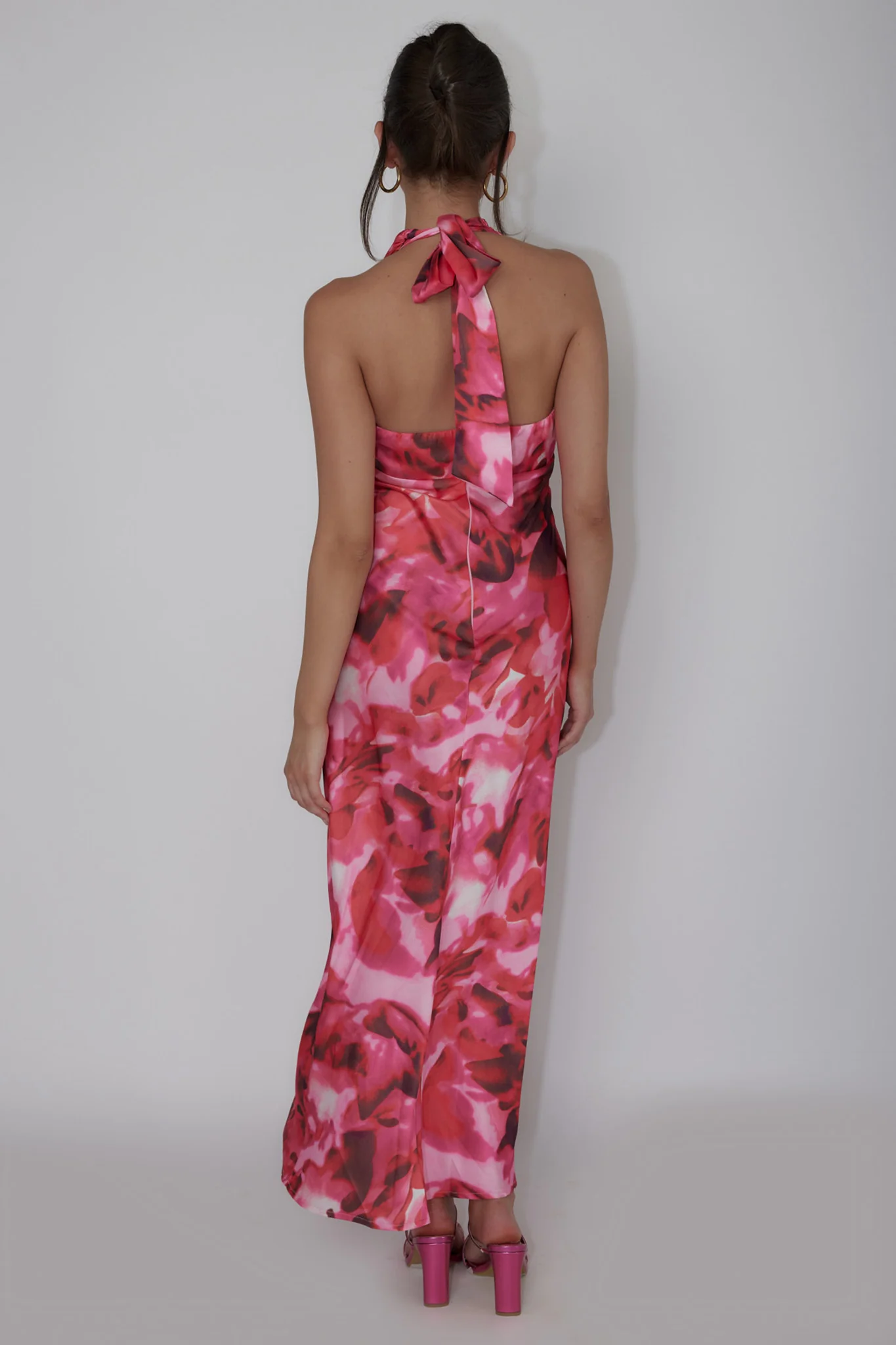 Modern Muses Halterneck Maxi Dress Floral Pink - Image 2