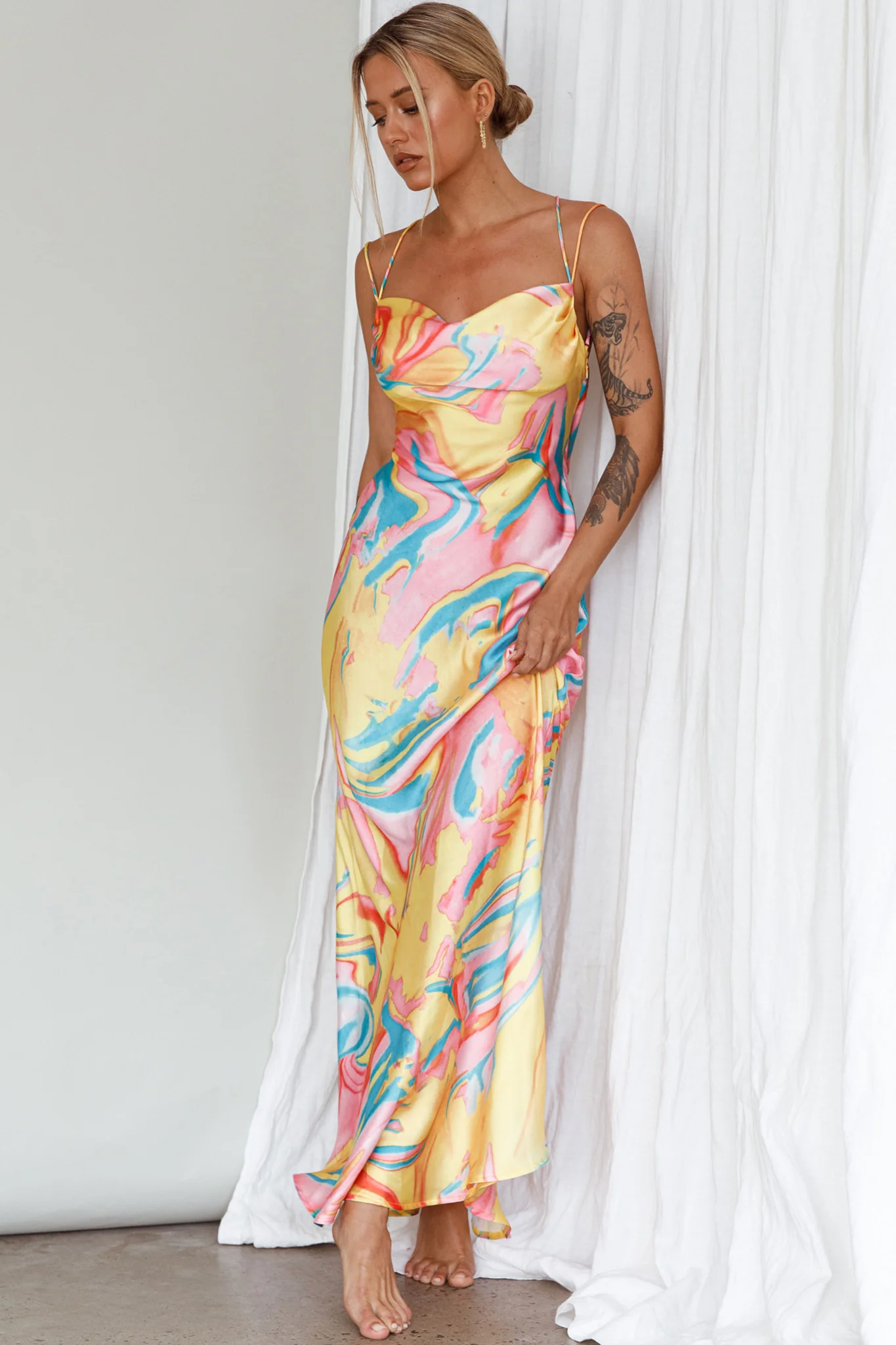 Moment With You Ruched Bust Midi Dress Swirl Yellow/Green - Image 9