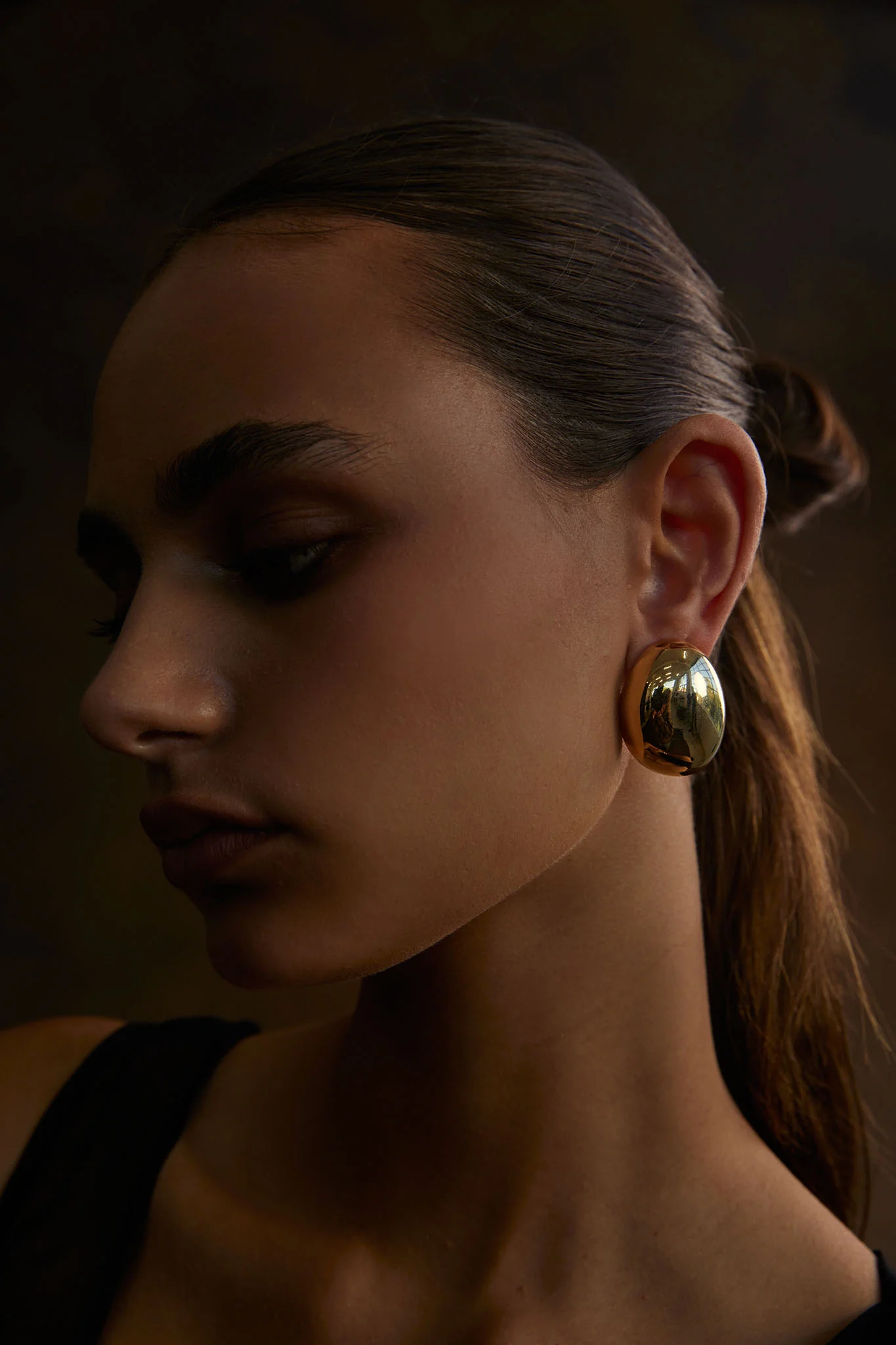 NOAH Solid Earrings Gold - Image 2