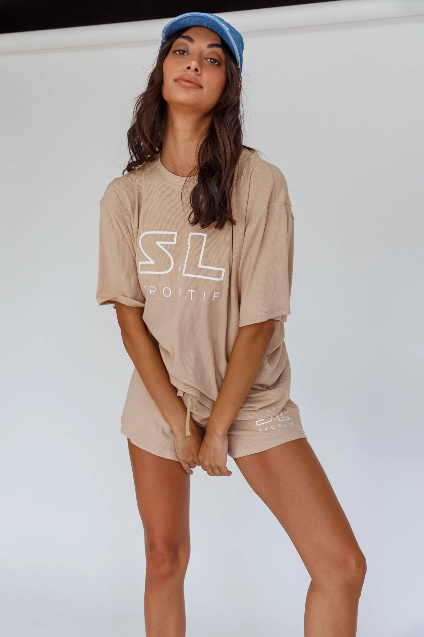 On Track SL Logo T-Shirt Camel - Image 4