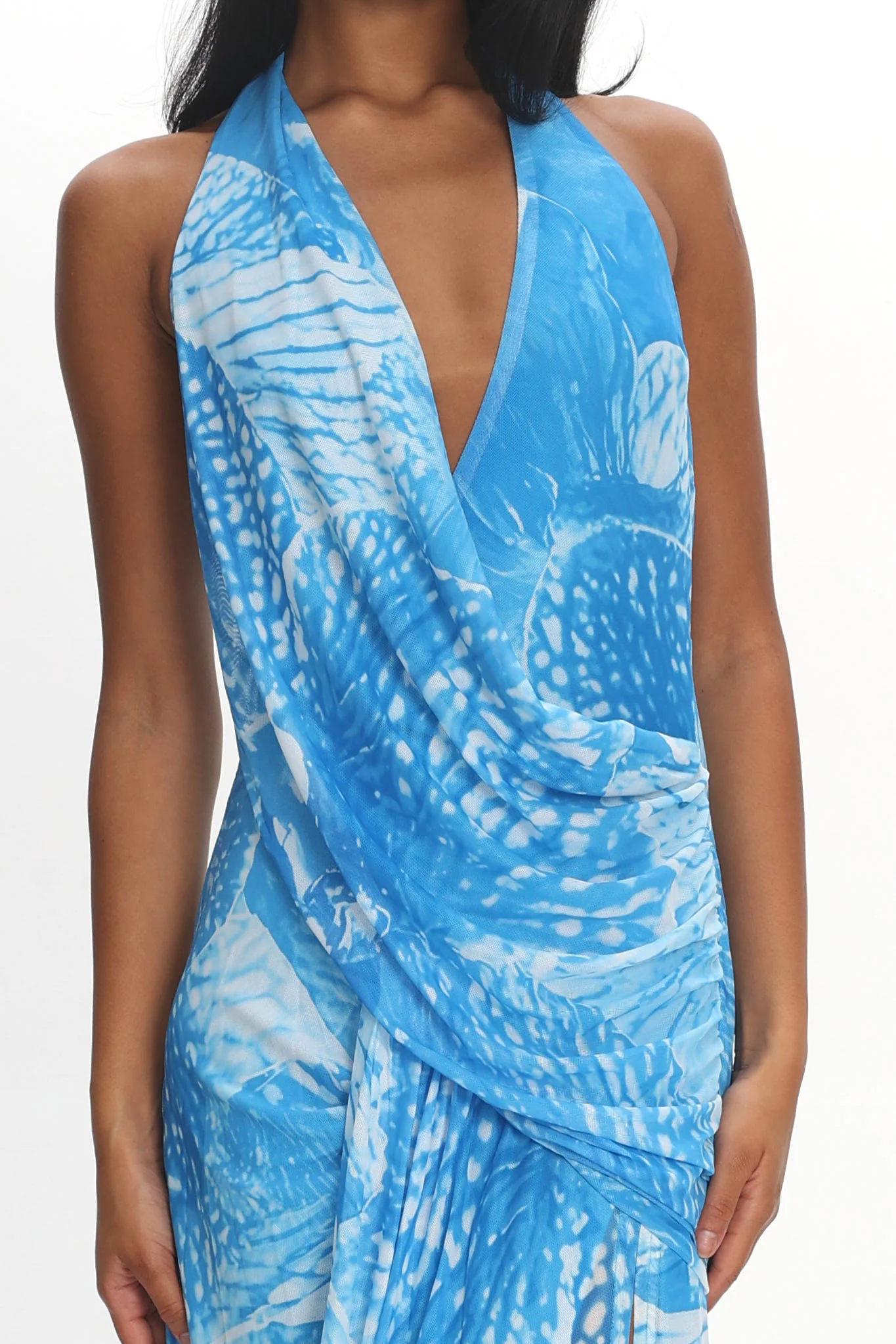 Palomino Plunging Halter Maxi Dress Print Blue - Image 4