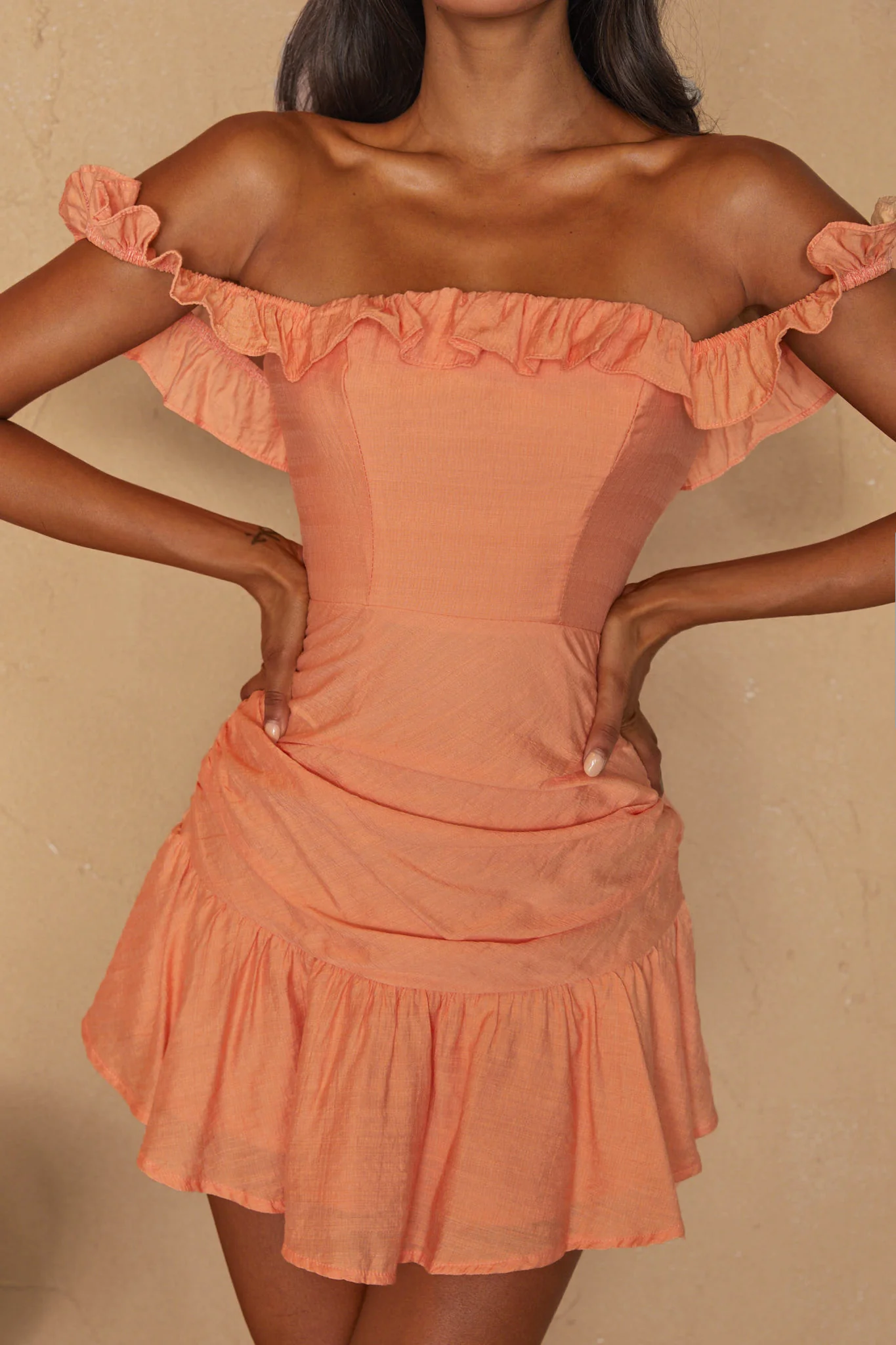Paradis Off-Shoulder Ruched Bodice Mini Dress Mango - Image 4
