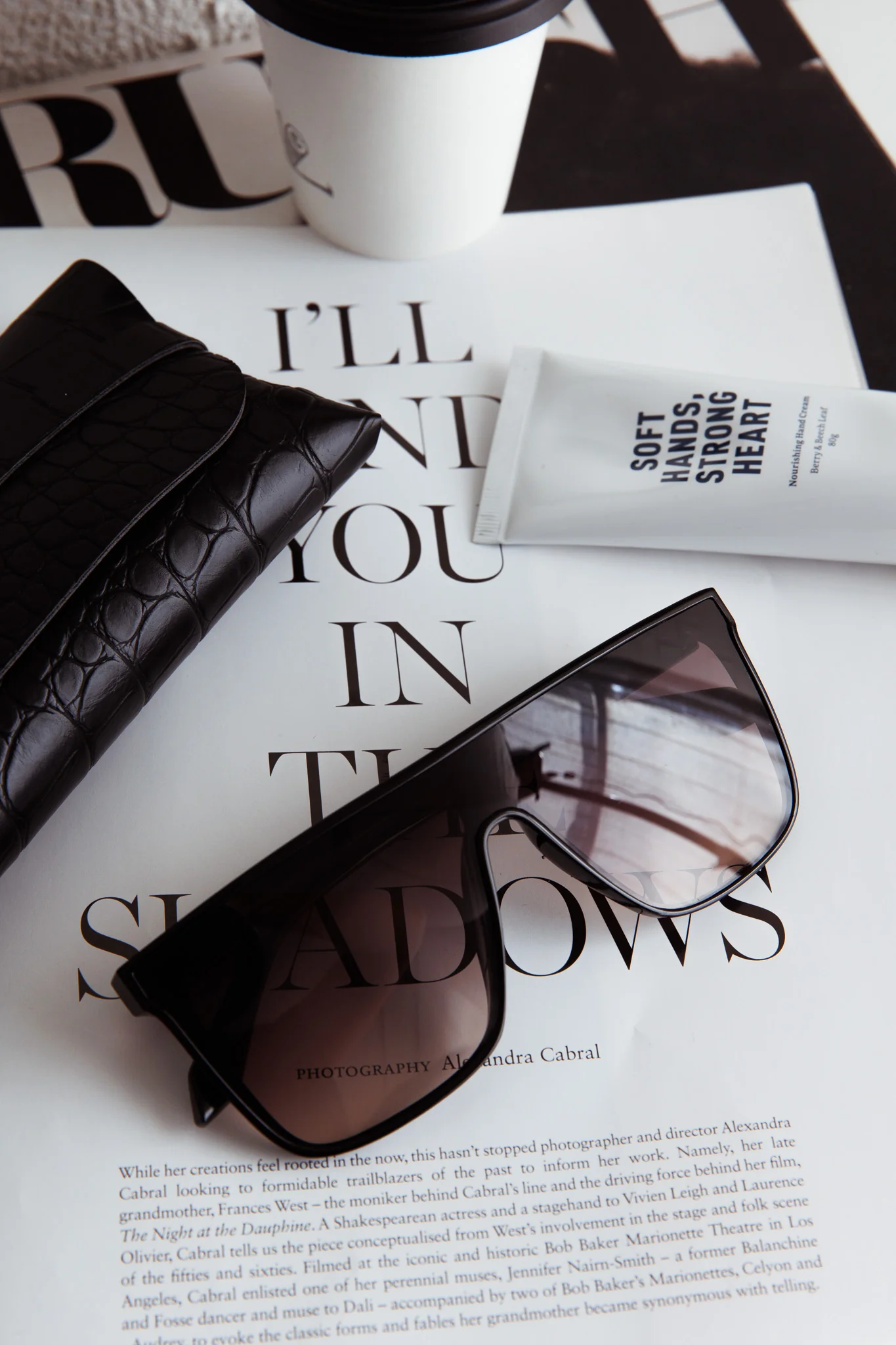 Peta And Jain Mars Sunglasses Black - Image 3
