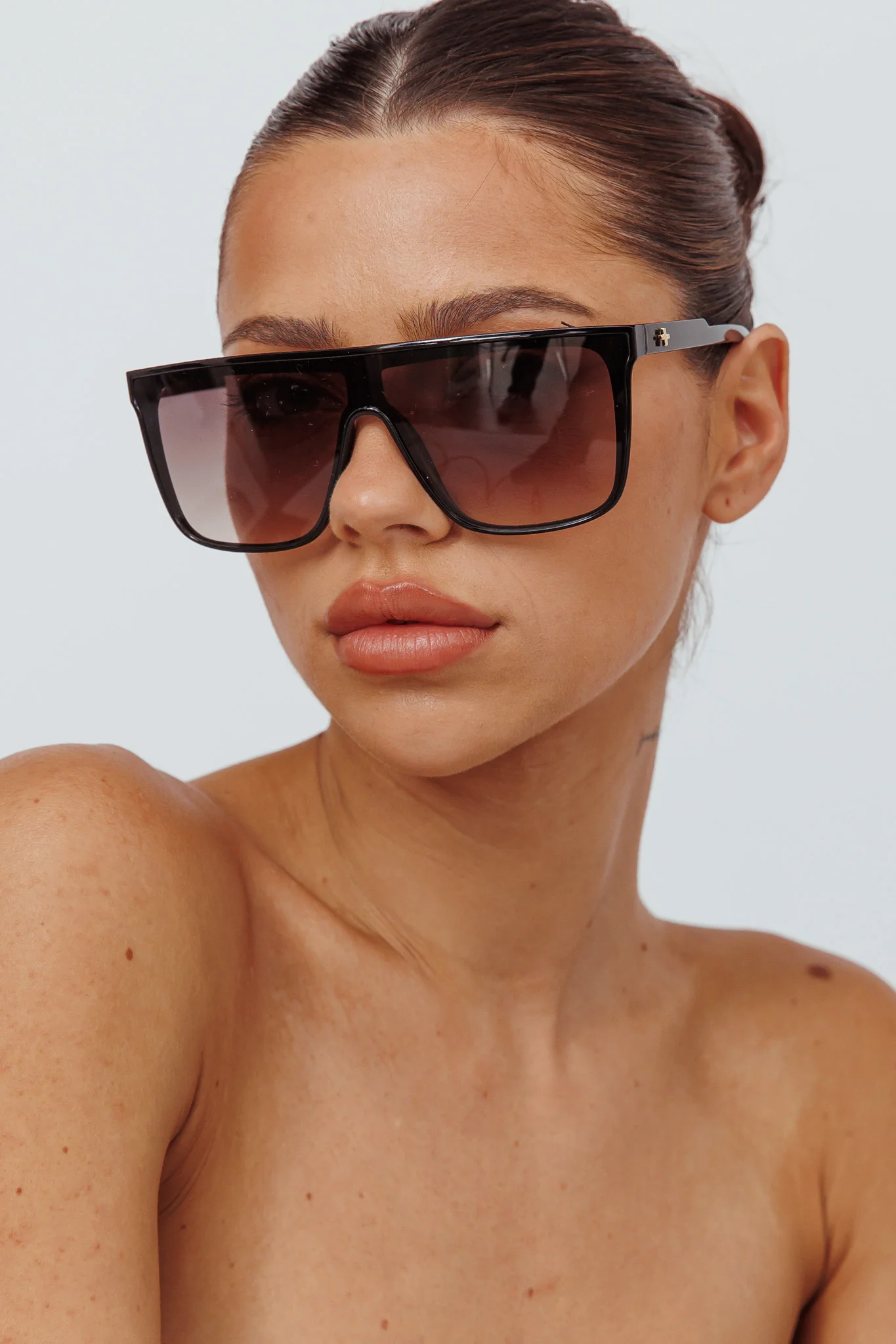 Peta And Jain Mars Sunglasses Black - Image 4