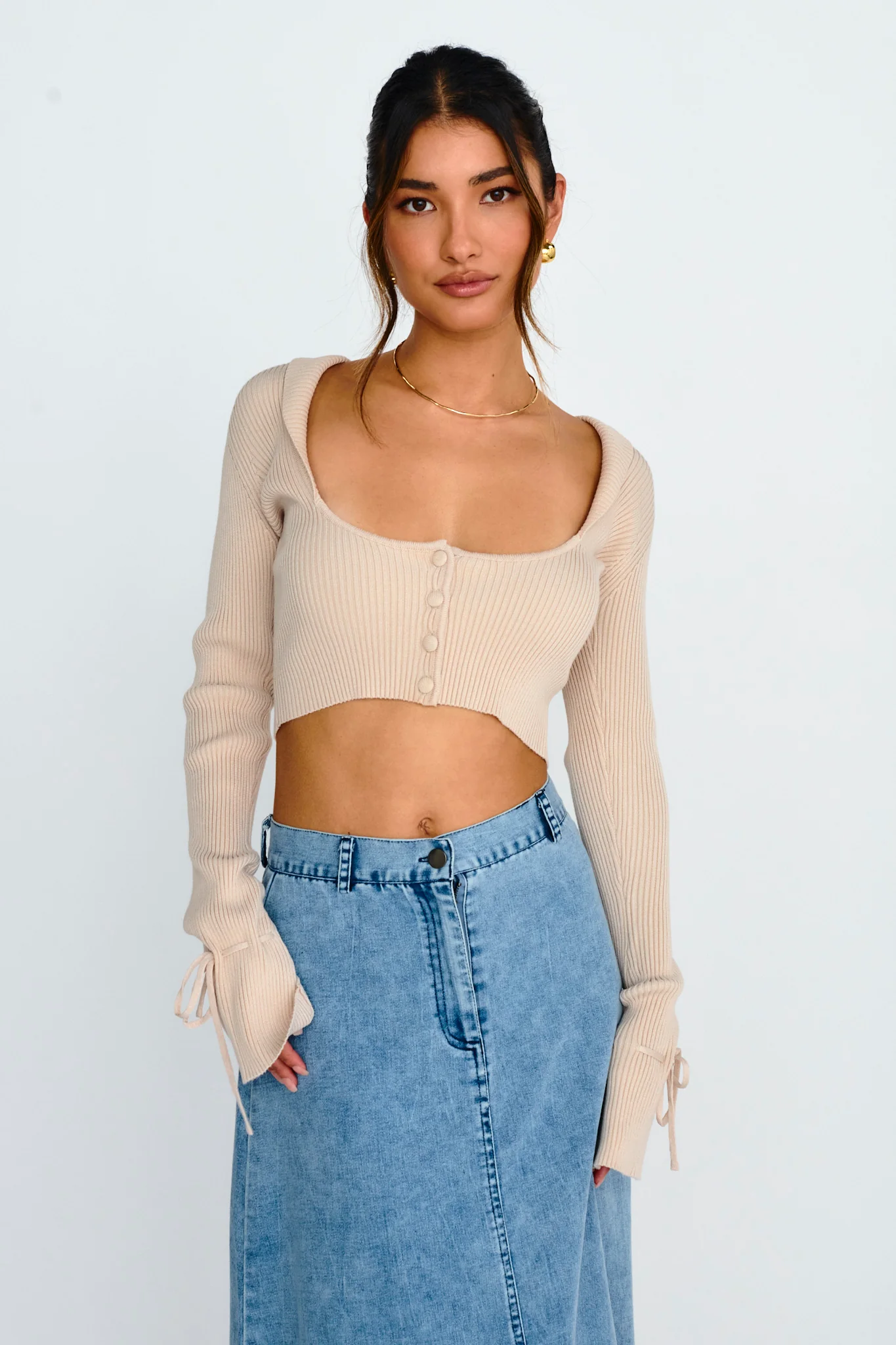 Pippi Flared Cuff Knit Crop Top Taupe - Image 3