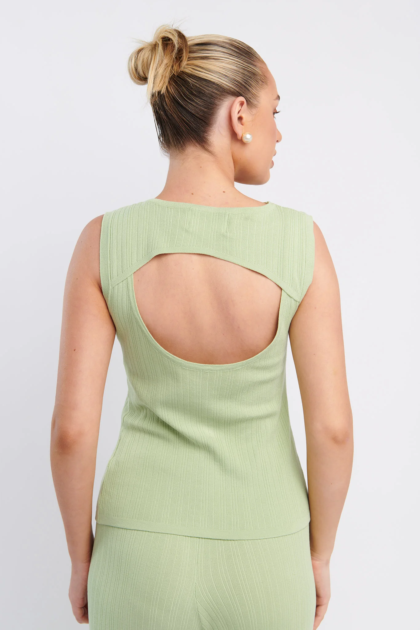 Rossana Twist Neck Sleeveless Keyhole Top Sage - Image 2