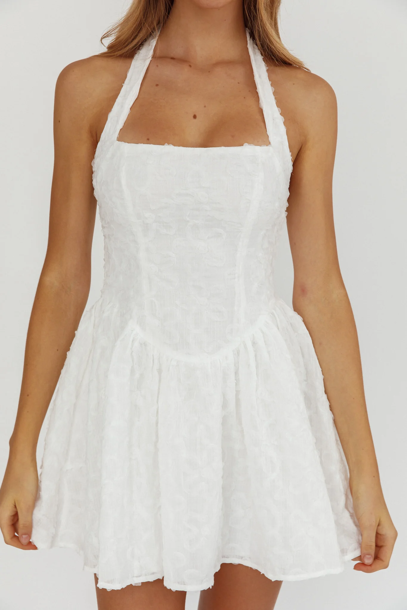 Rune Halterneck Mini Dress Applique White - Image 6