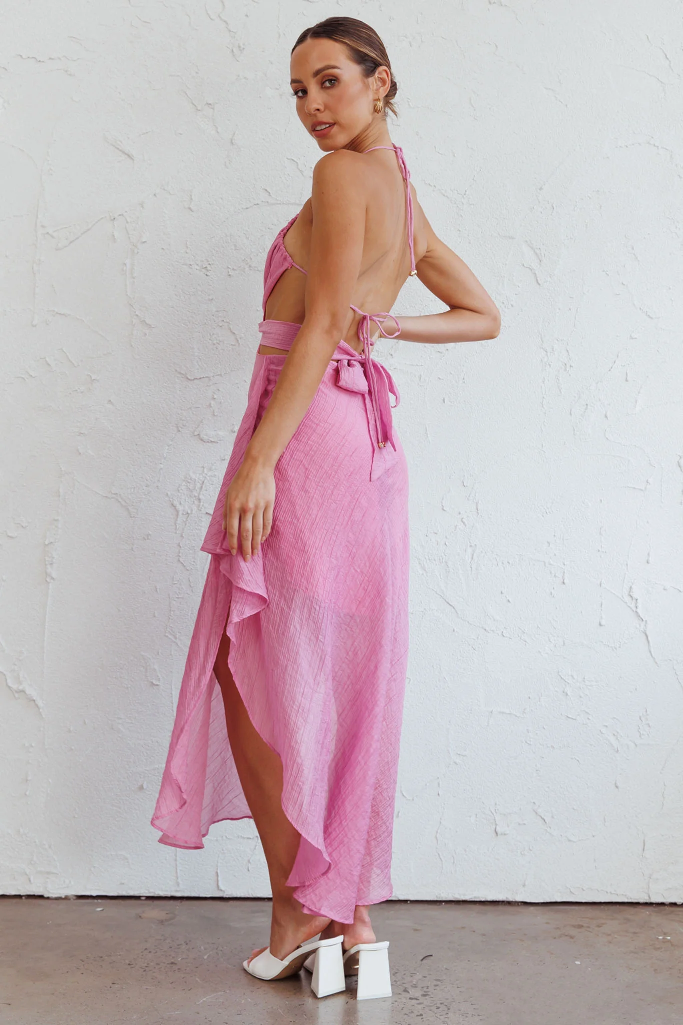 Samia Cut-Out Halterneck Midi Dress Pink - Image 2
