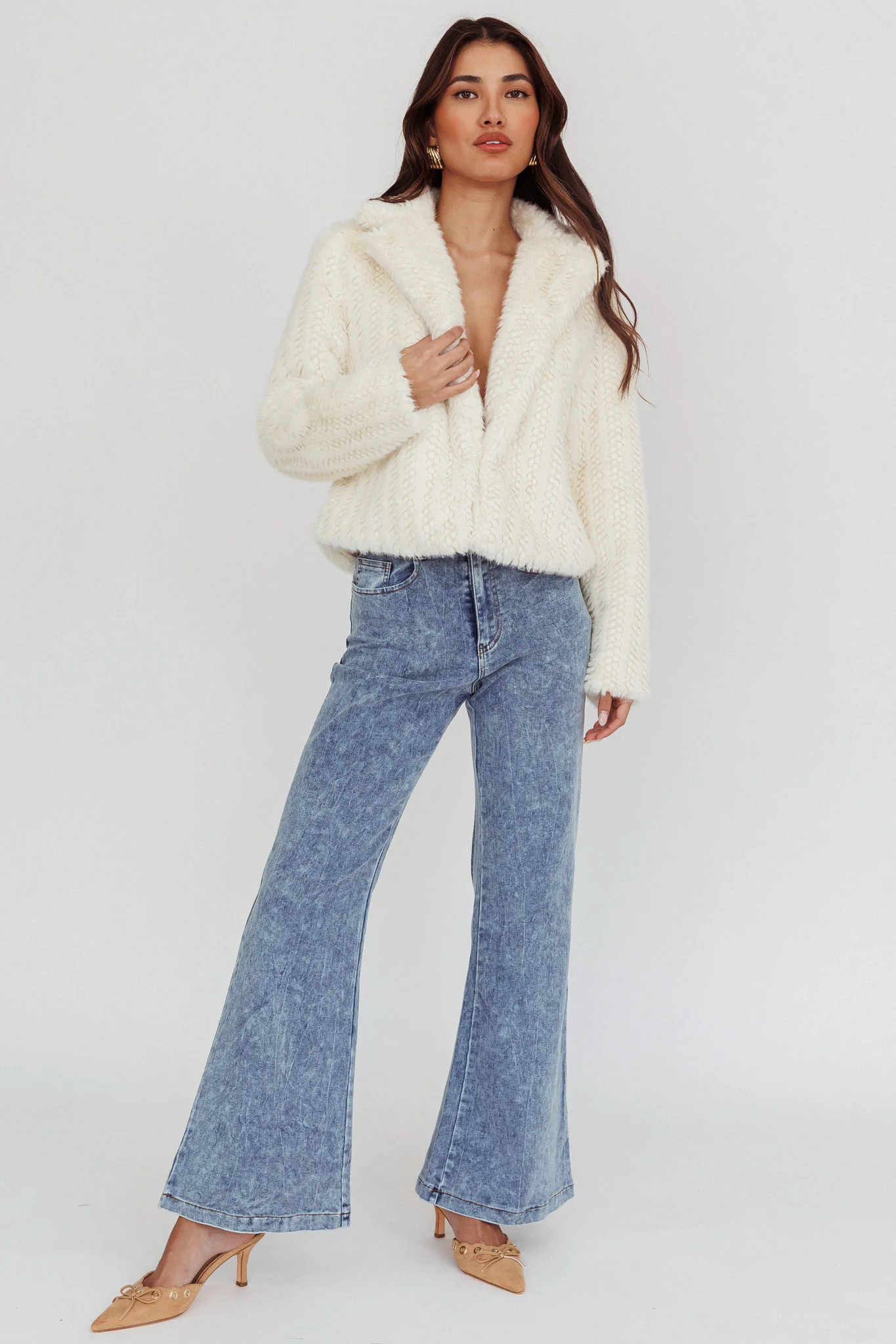 Savelle Notch Lapel Faux Fur Jacket Cream - Image 3