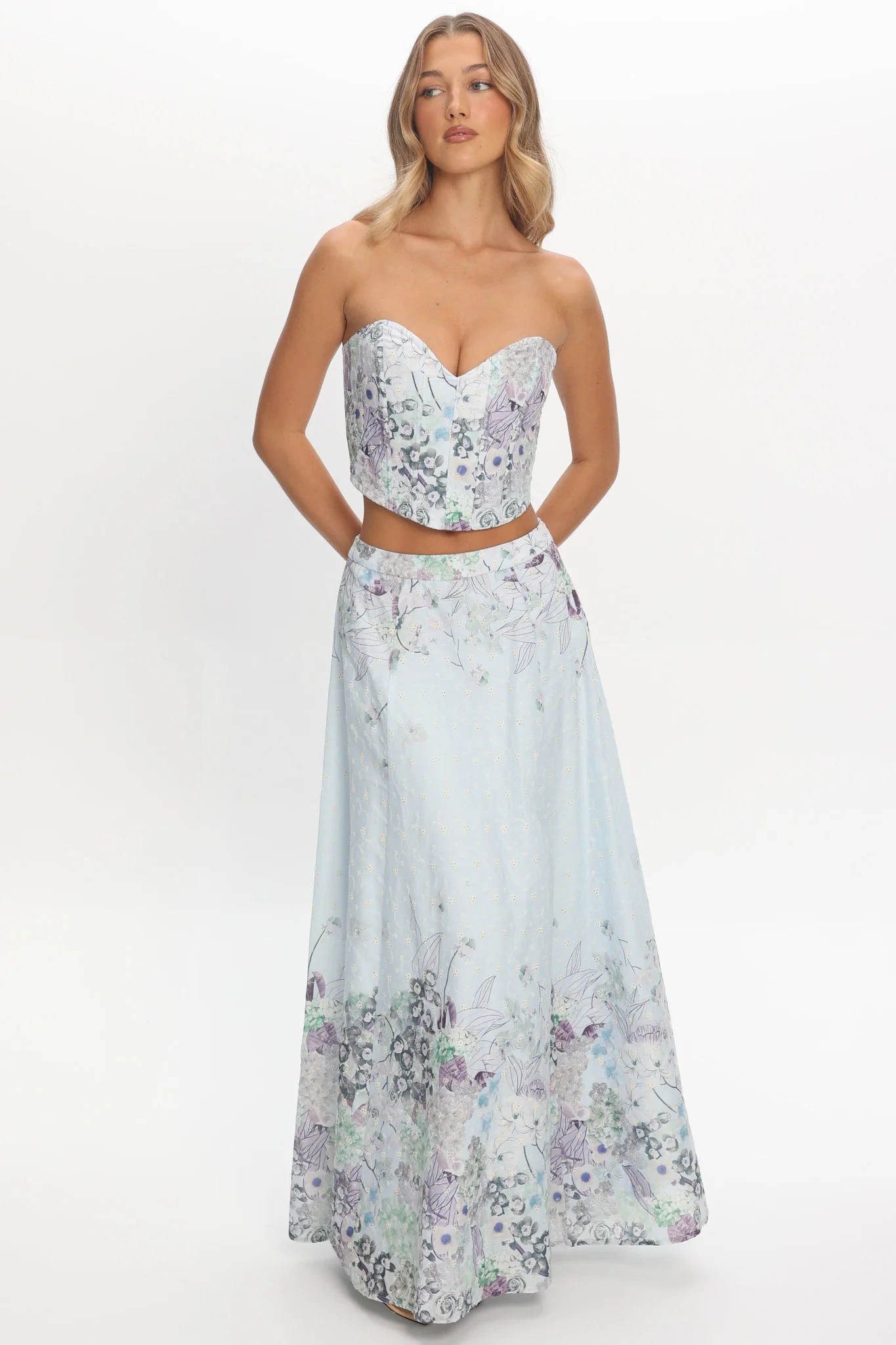 Sazkia Embroidered Maxi Skirt Blue - Image 2