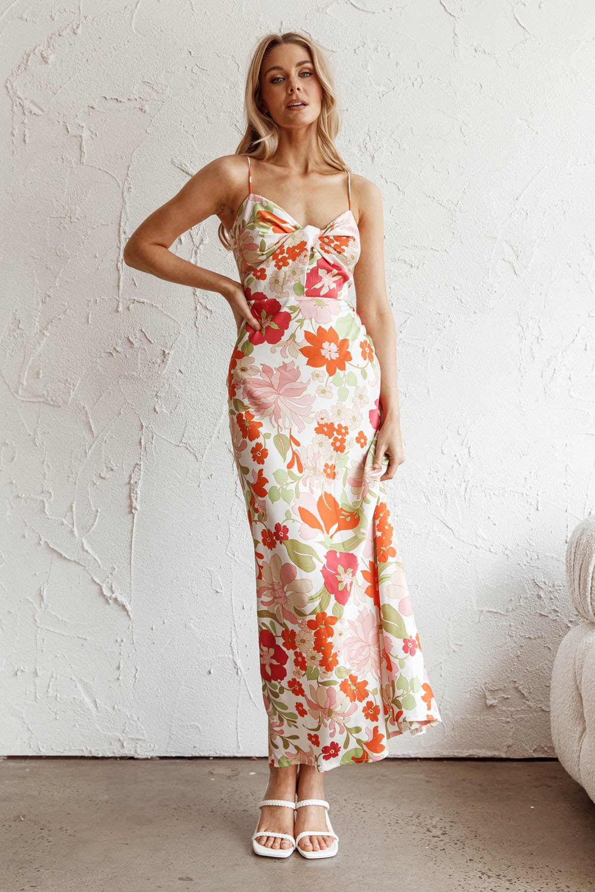 Sea Change Twist Bust Midi Dress Floral White - Image 6