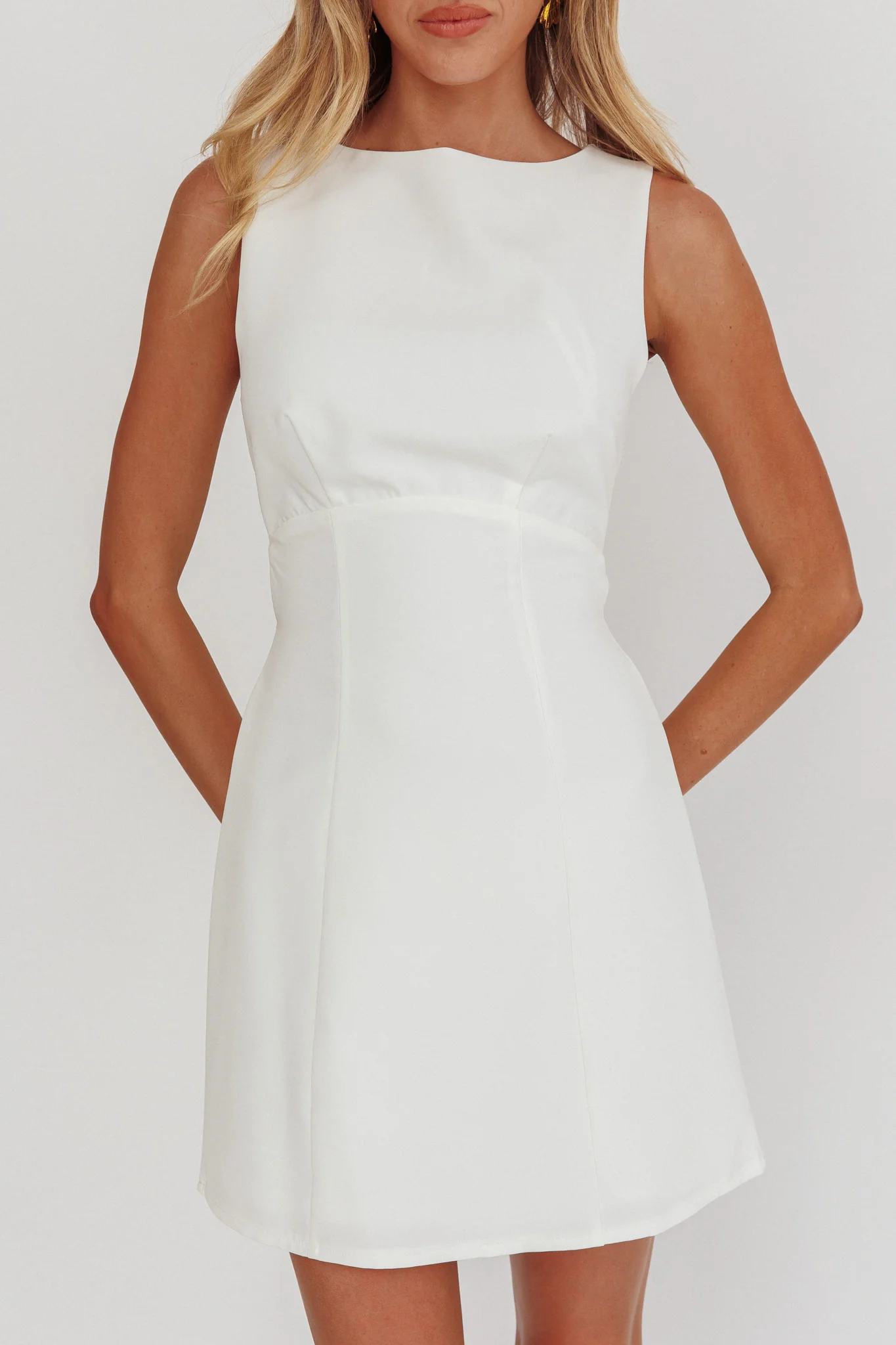 Shannon Boat Neck Sleeveless Mini Dress White - Image 4