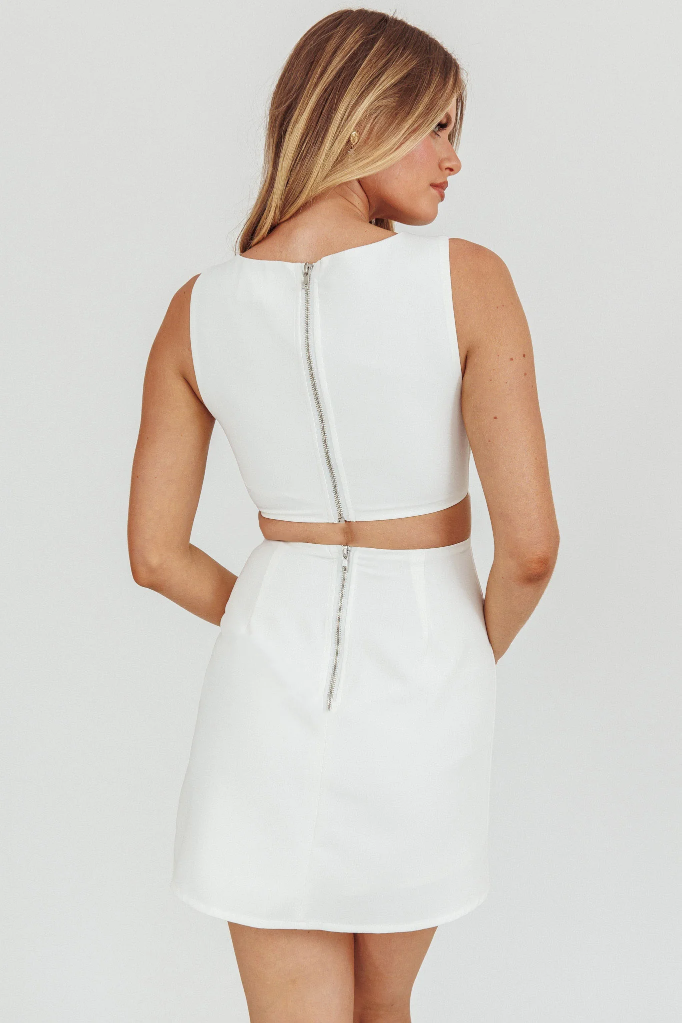 Shannon Boat Neck Sleeveless Mini Dress White - Image 7