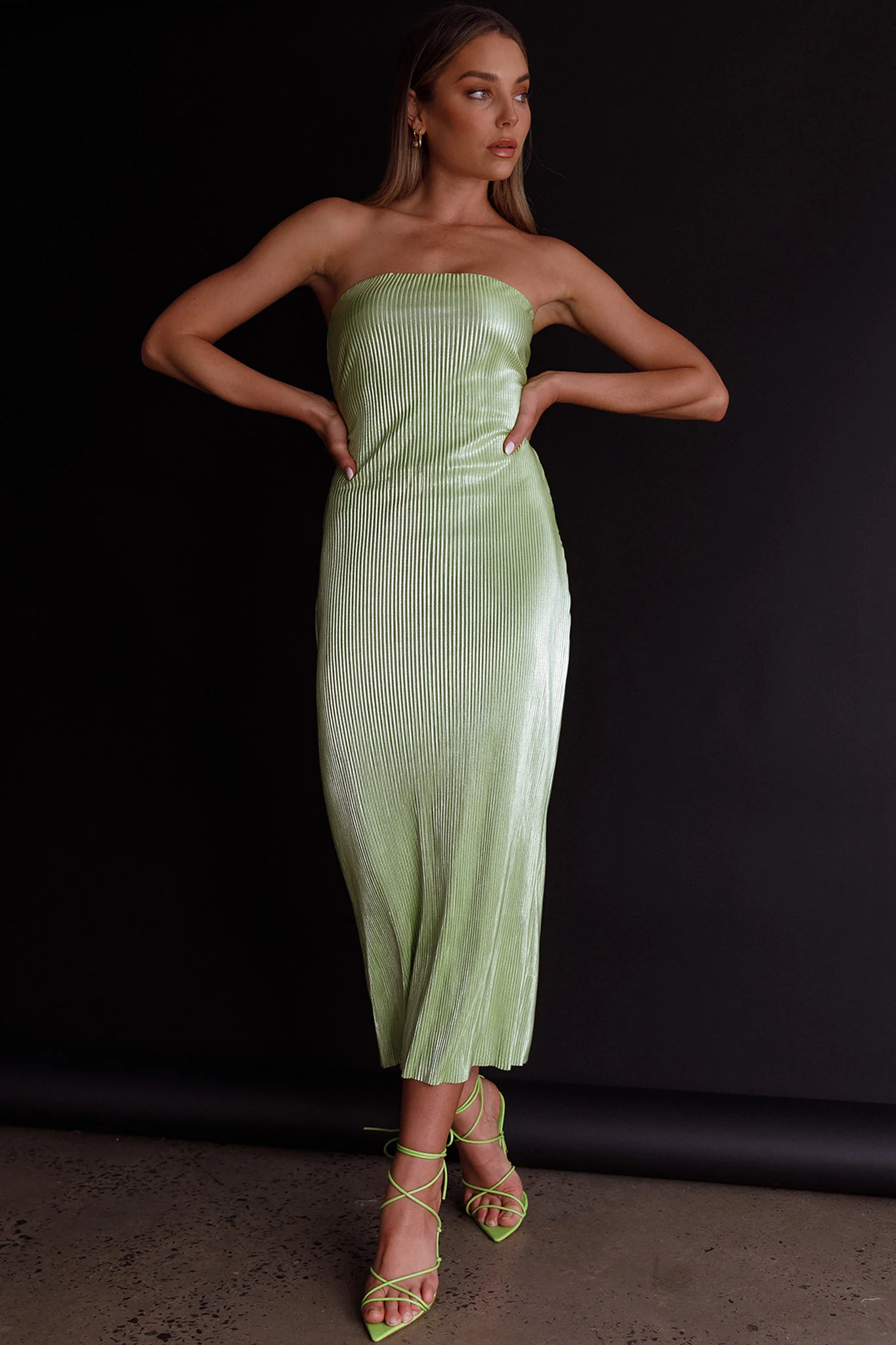 Shondra Accordion Pleat Tube Dress Lime - Image 7