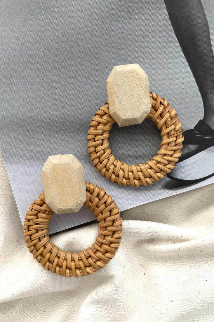 Sirocco Woven Straw Circle Earrings Beige - Image 4
