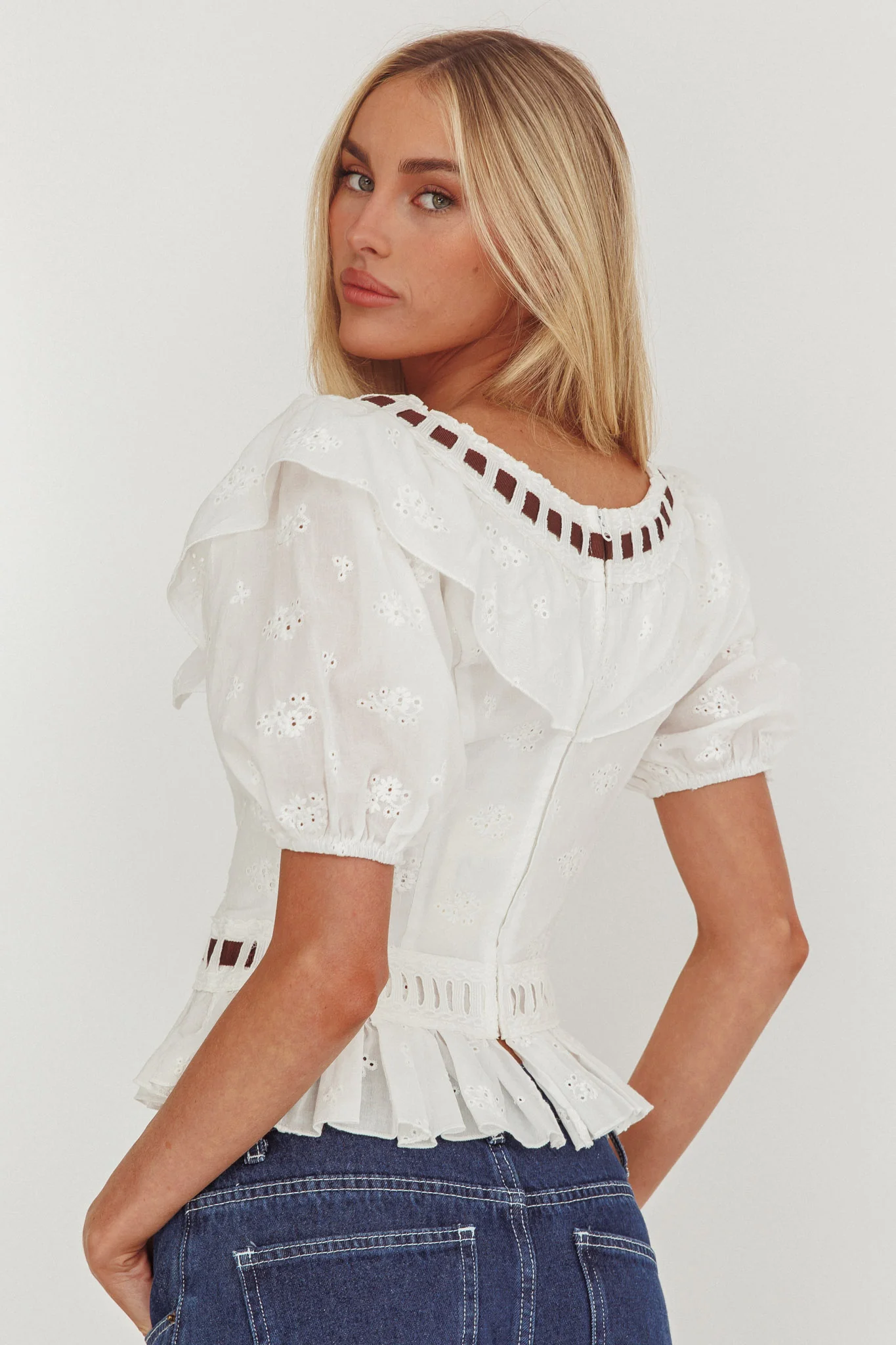 Solea Frill Collar Eyelet Top White - Image 2