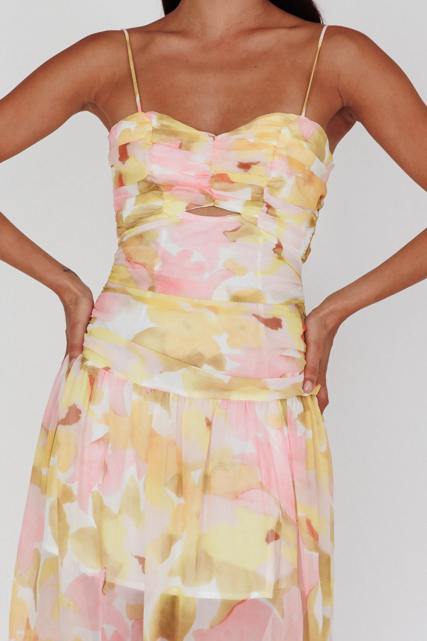Stars Are Blind Tied Back Midi Dress Floral Pink - Image 4
