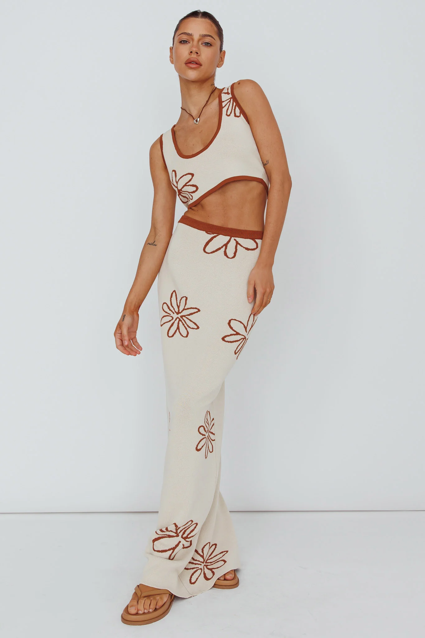 Sunland Knit Crop Top Flower Oat Mocha - Image 4