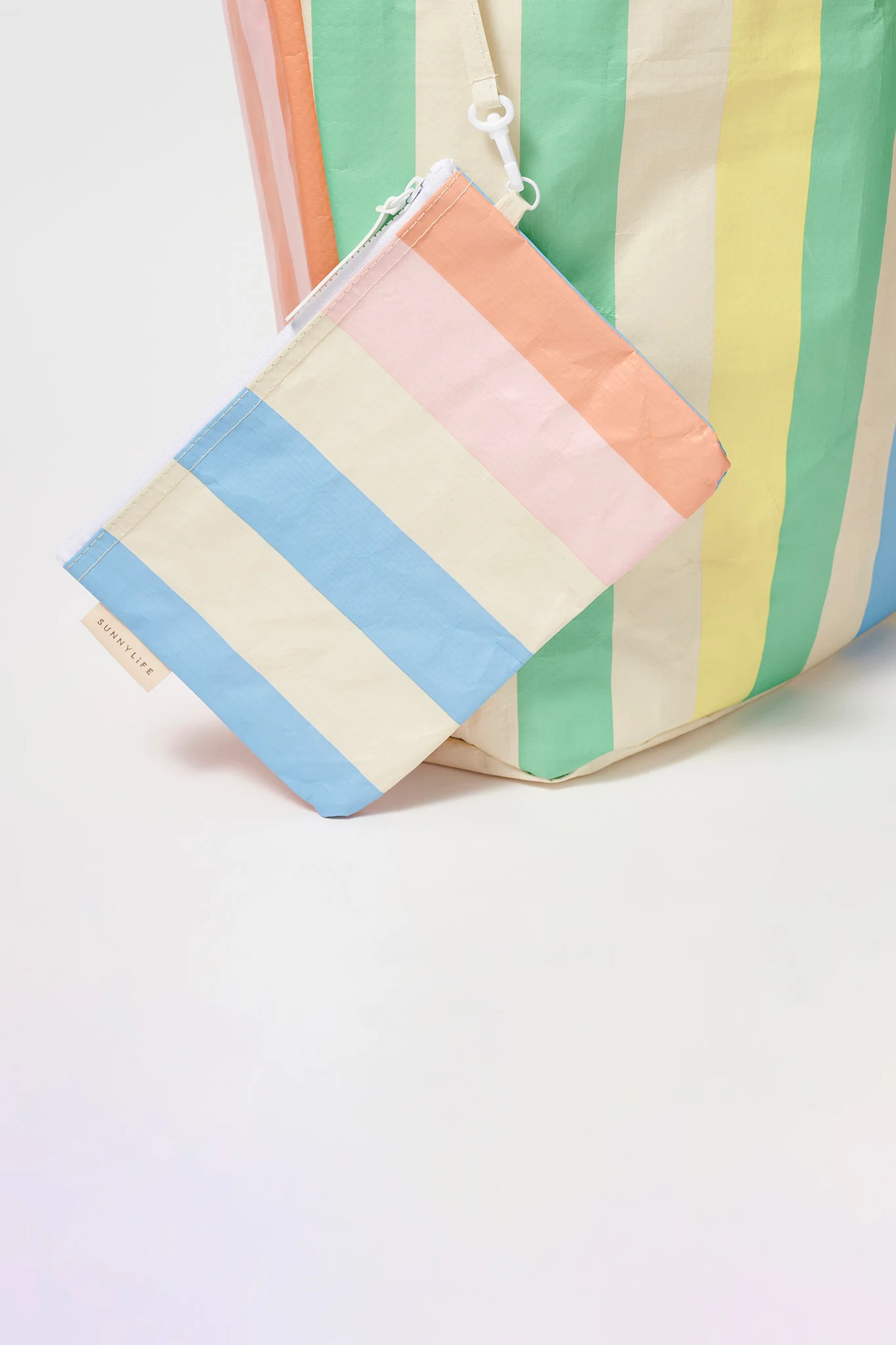 SUNNYLiFE Carryall Beach Bag Utopia Multi - Image 2