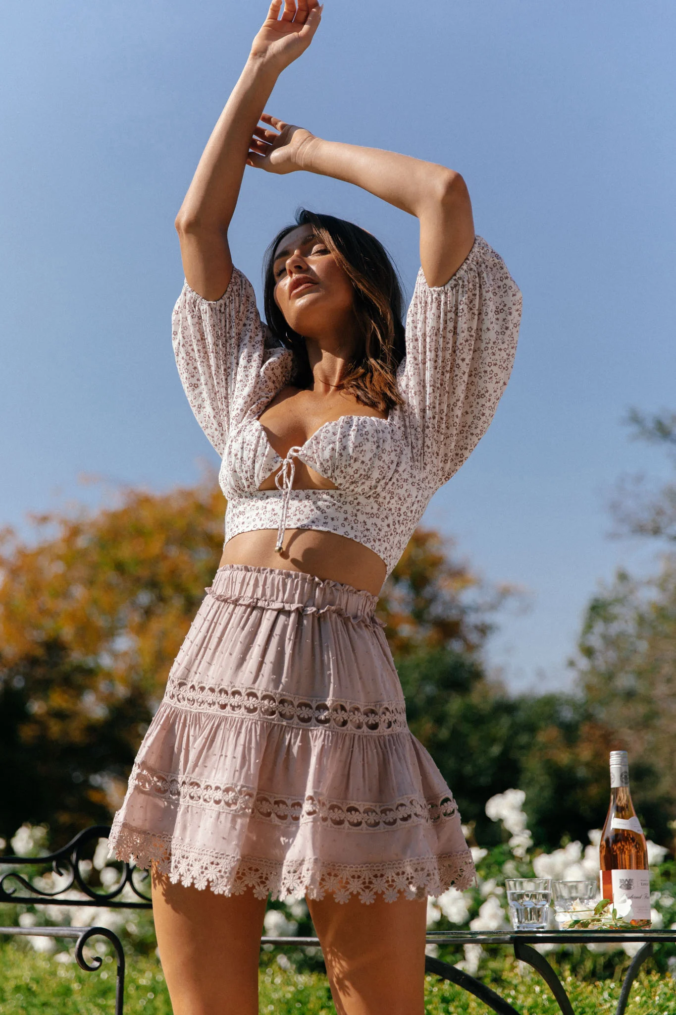 Sweet Romance Sweetheart Neckline Crop Top Floral Print White - Image 7
