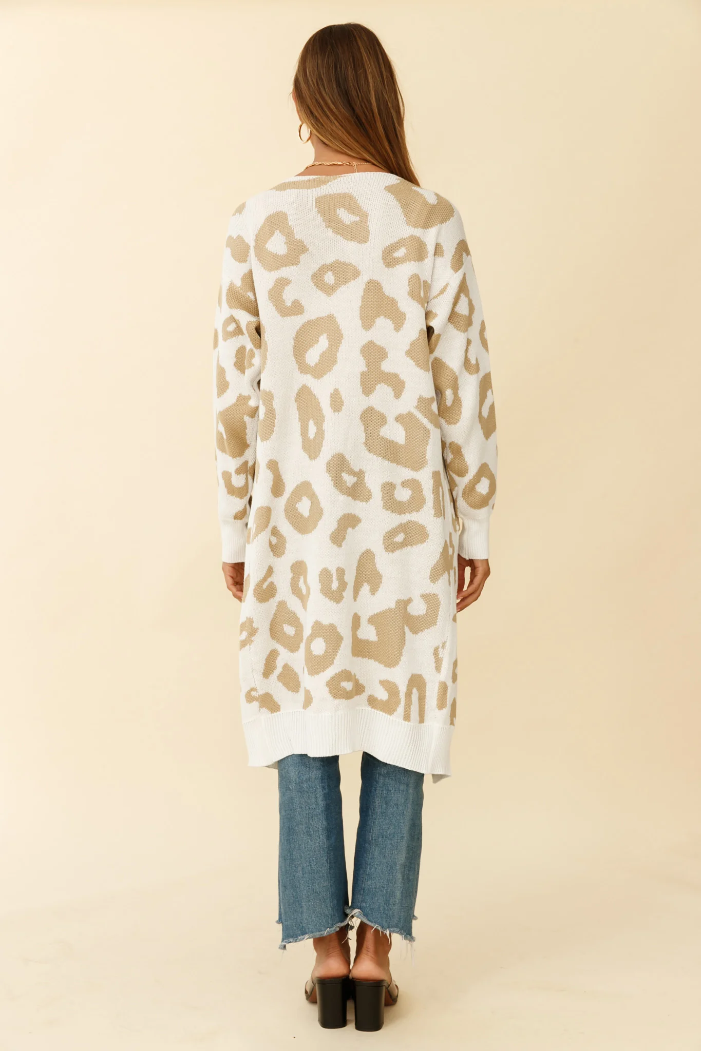Switch It Up Longline Pocket Knit Cardigan Animal Print White - Image 2