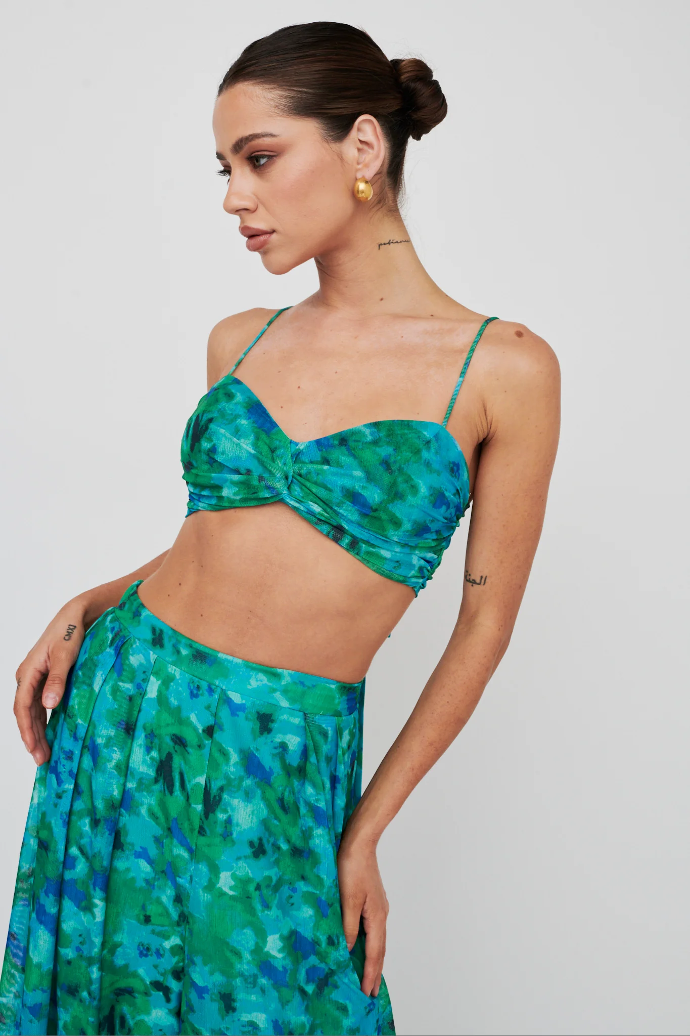 Tammi Tied Back Crop Top Floral Green - Image 5