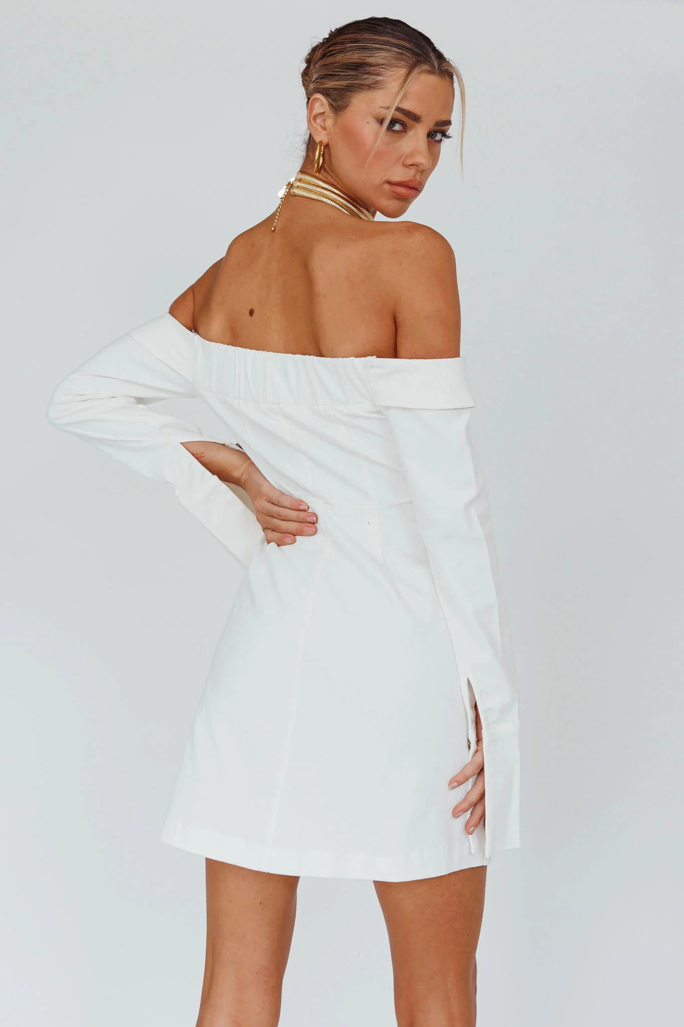 Tamra Long Sleeve Off-Shoulder Zip Dress White - Image 2