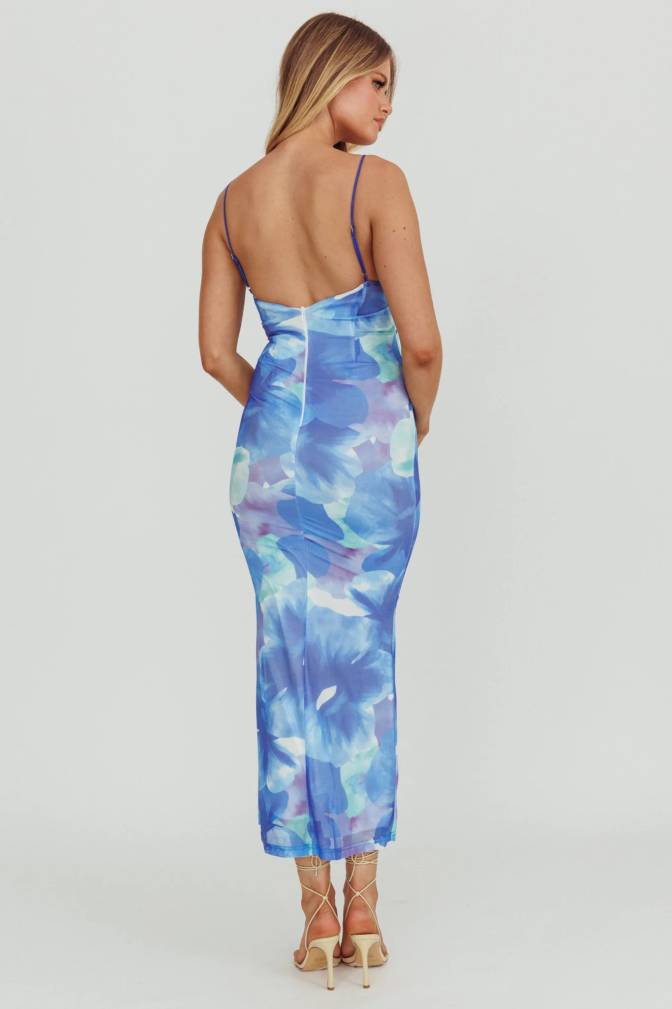 Teava Laced Waist Maxi Dress Flowers Blue - Image 2