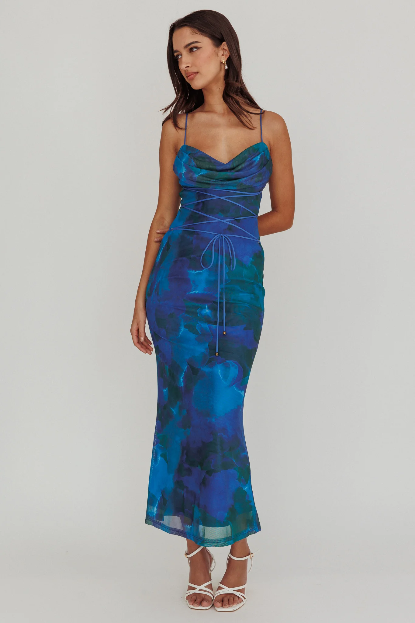 Teava Laced Waist Maxi Dress Print Blue - Image 3