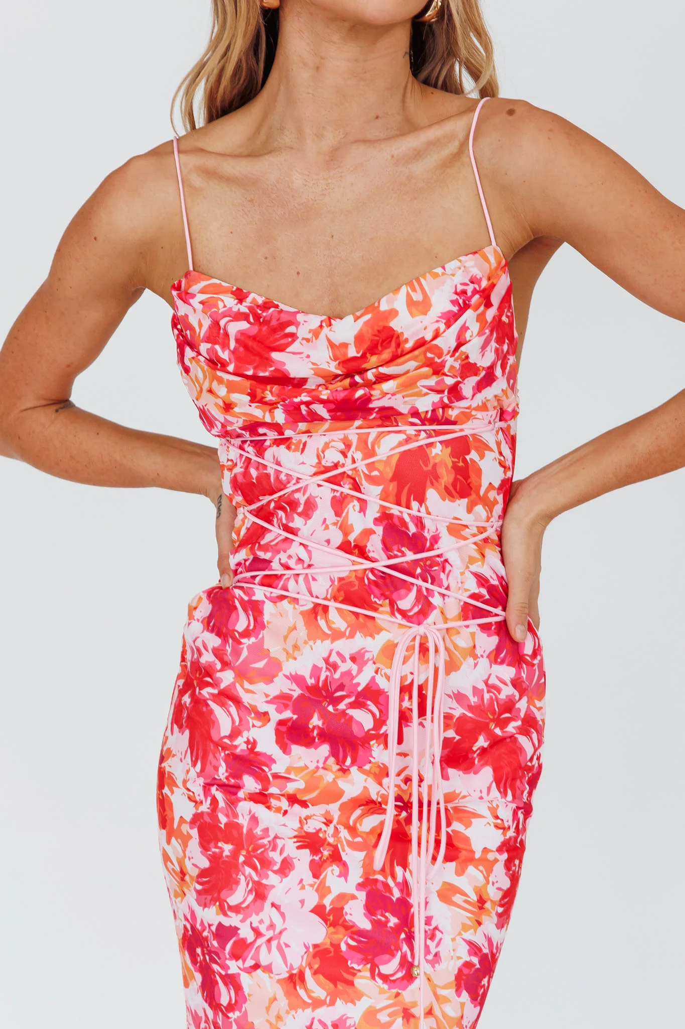Teava Laced Waist Midi Dress Floral Red - Image 4