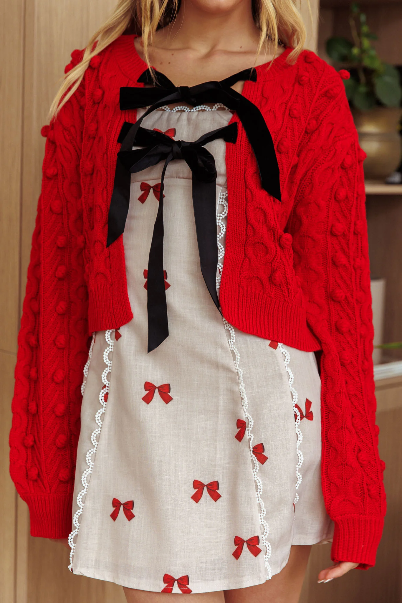Tera Velvet Bow Cardigan Red - Image 3