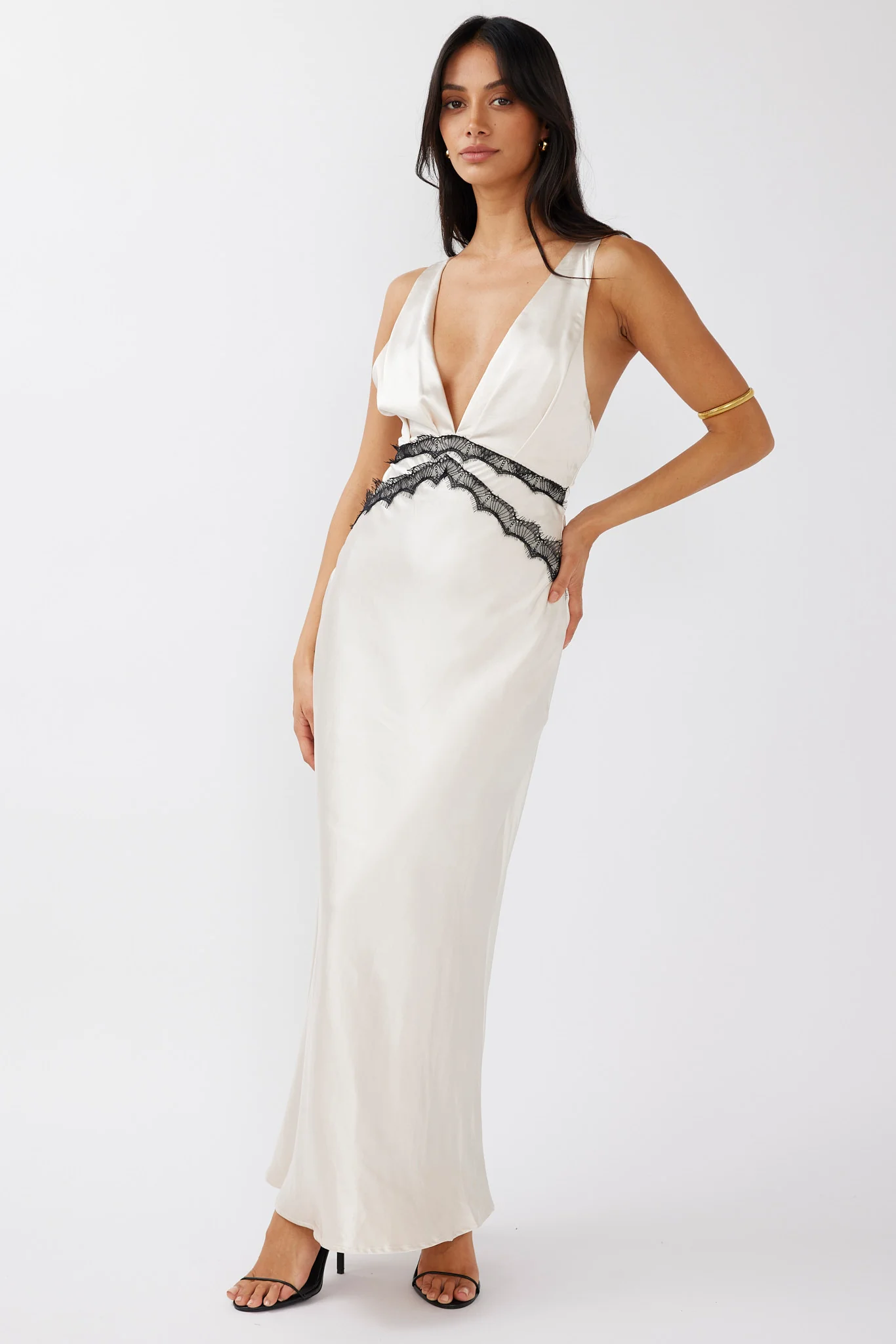 Theriz Lace Trim Tied Back Maxi Dress Champagne - Image 3