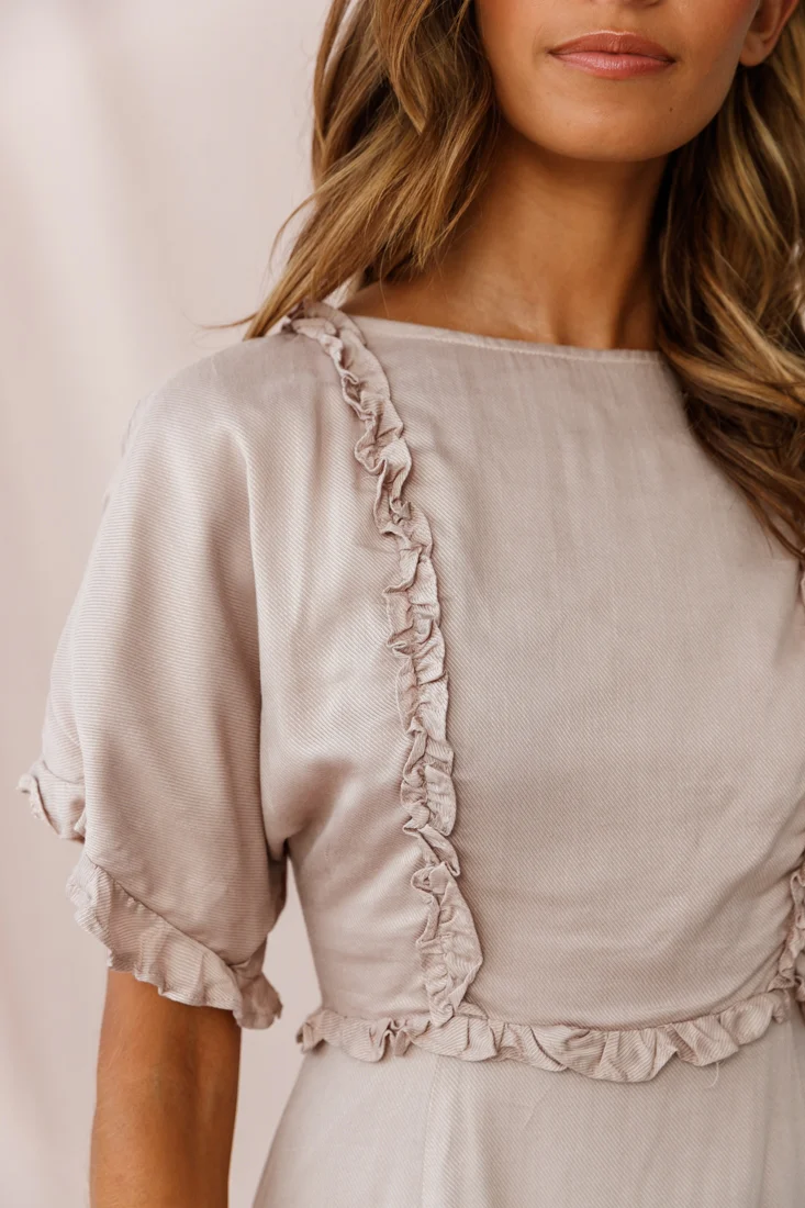 Thursday Ruffle Detail Lace-Up Back Dress Mocha - Image 4