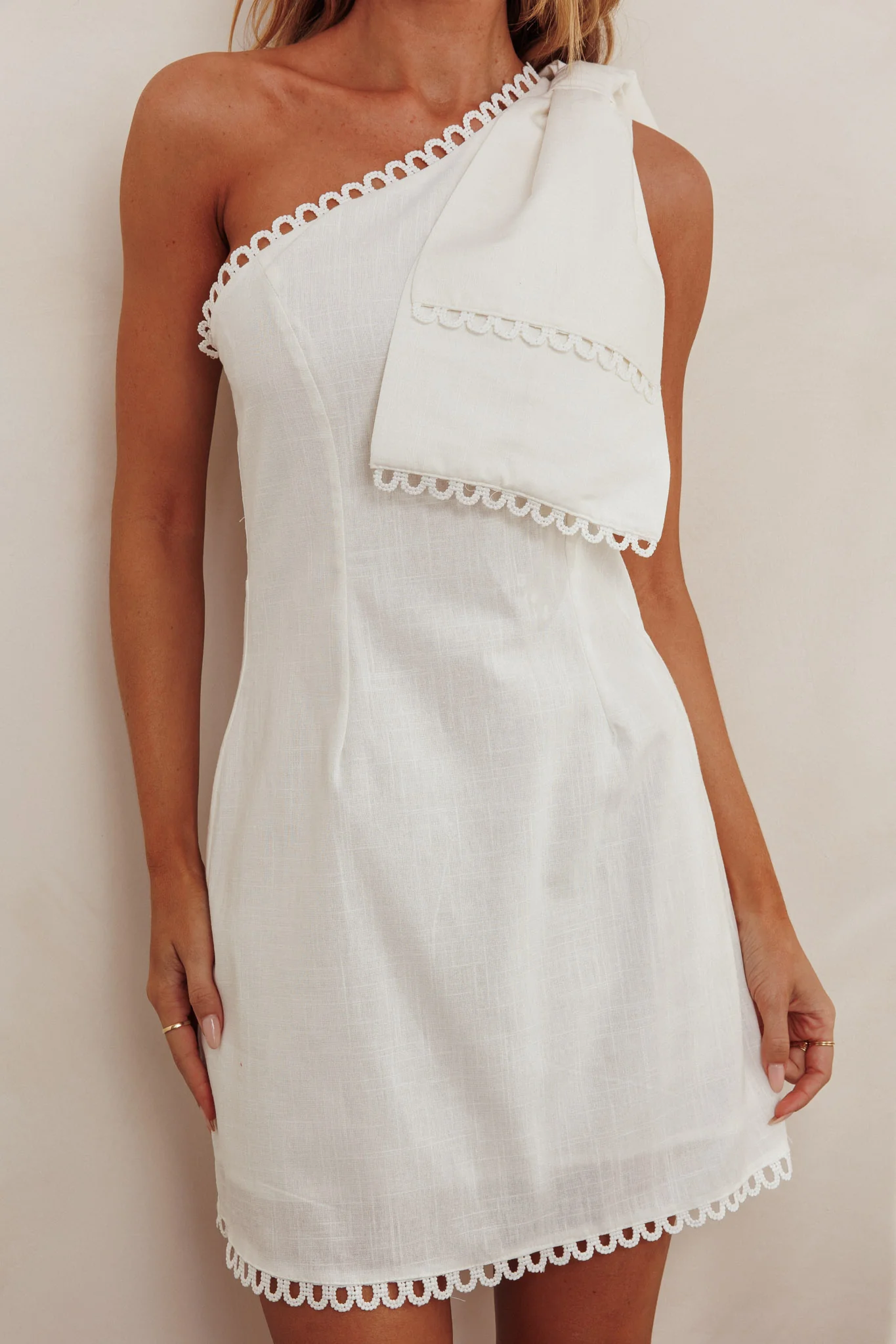 Tristi One Shoulder Bow Mini Dress White - Image 5