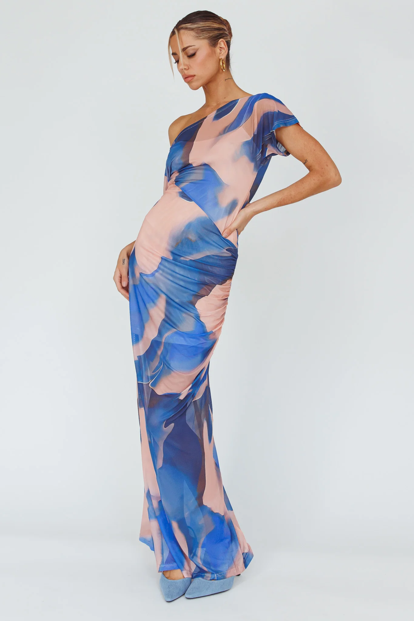 Tumi Short Sleeve Maxi Dress Printed Beige - Image 3