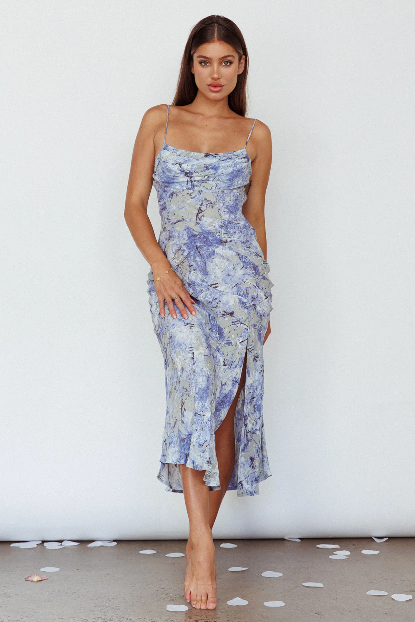 Well Versed Pleated Bust Front Split Dress Marble Print Blue - Image 6