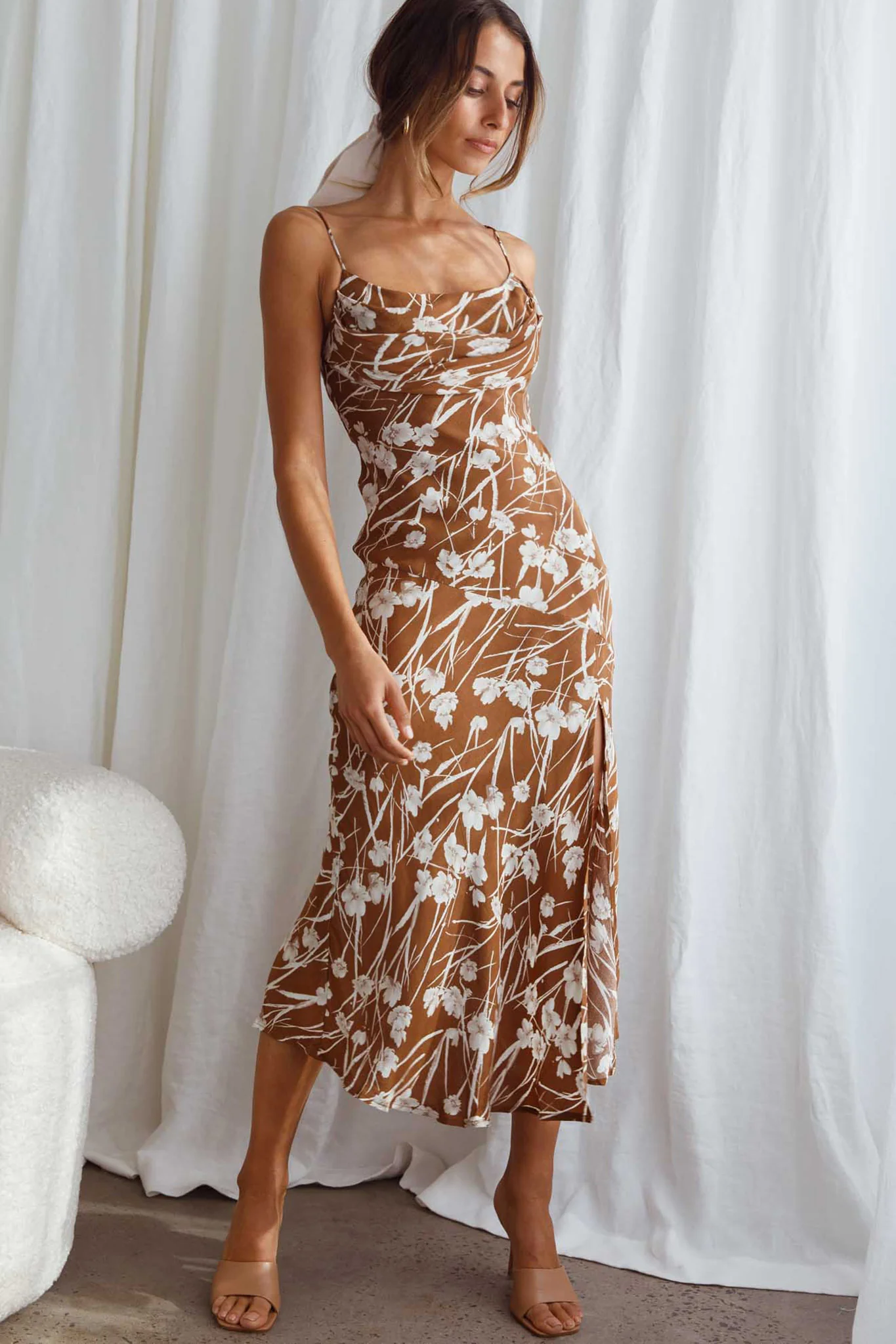 Well Versed Pleated Bust Front Split Dress Wildflower Tan - Image 5
