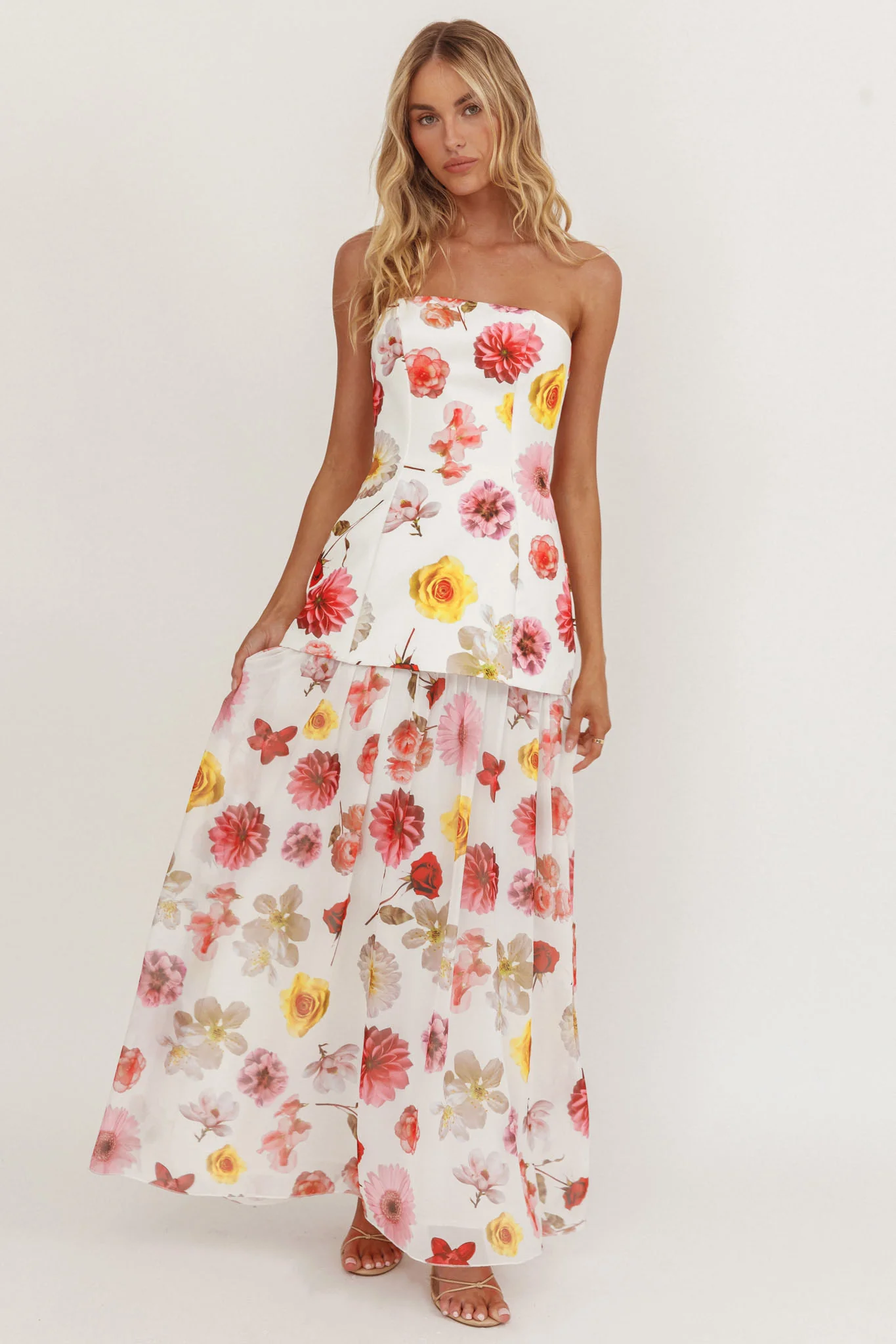 Wilma Flowy Hem Strapless Maxi Dress Floral - Image 5