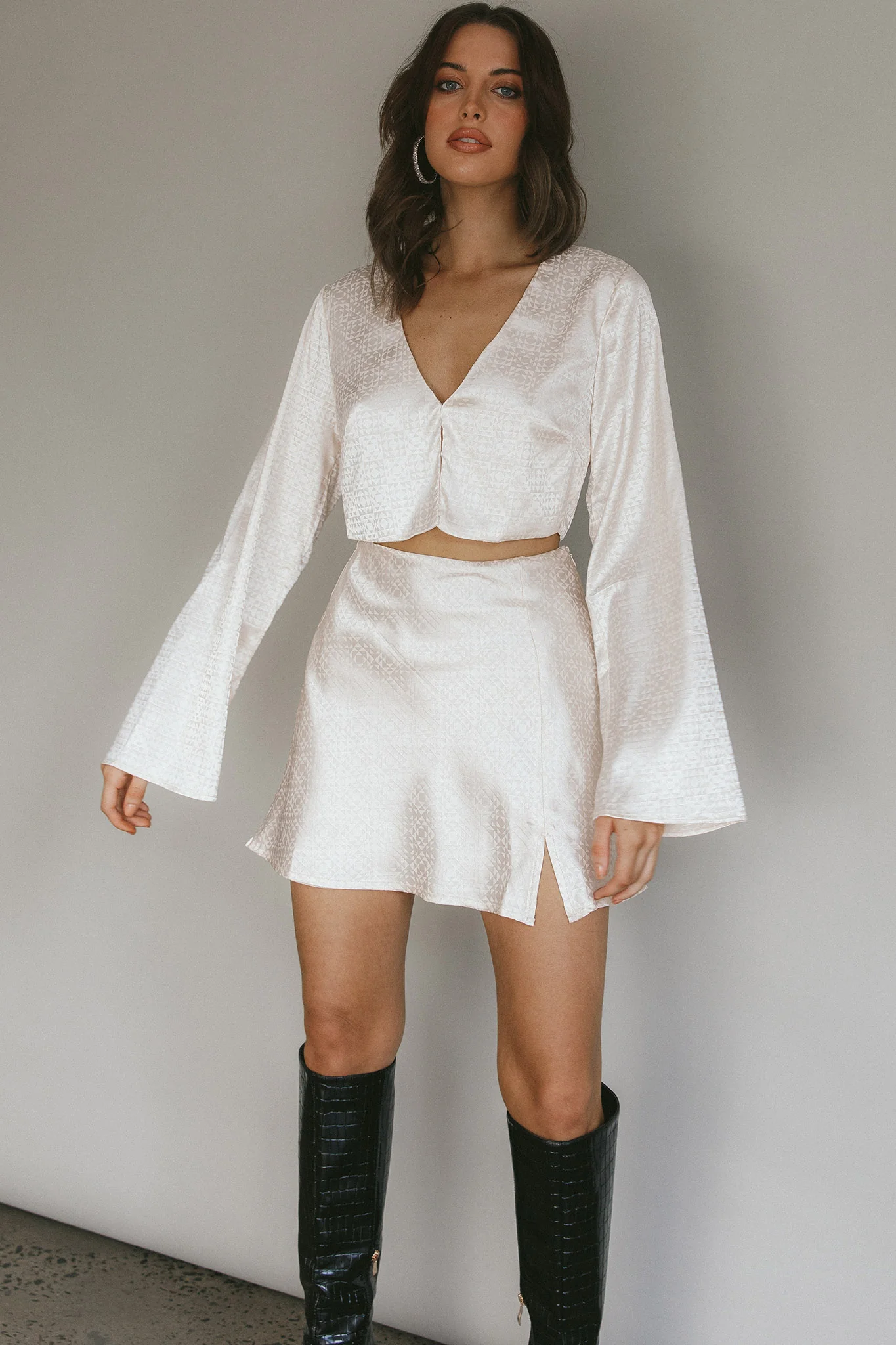 Winona Satin Jacquard Mini Skirt Cream - Image 8
